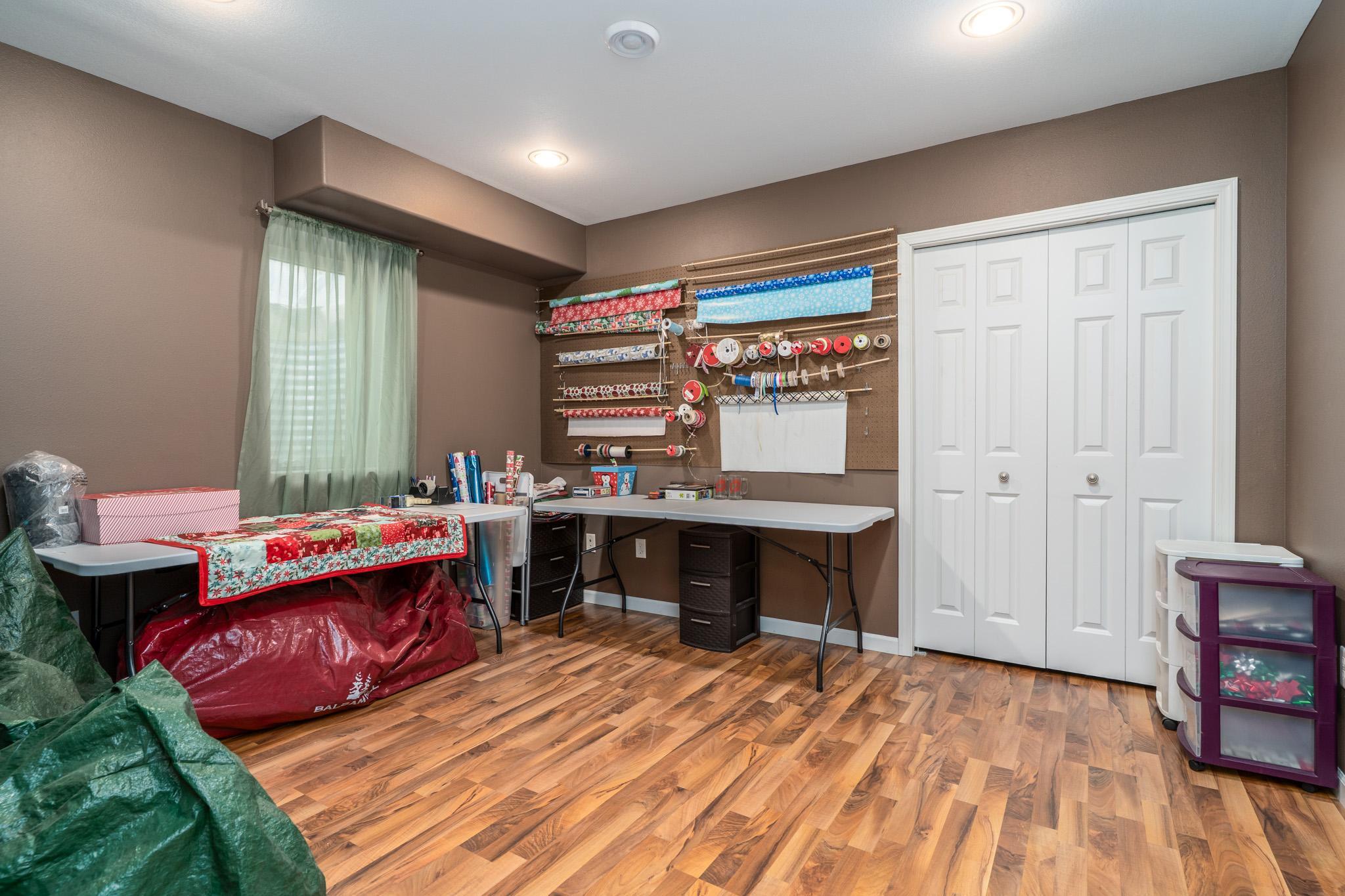 2008 single family home for sale at 529 Cedar Lane in Crookston, MN — 6 bed, 4 bath (photo 20 of 49)