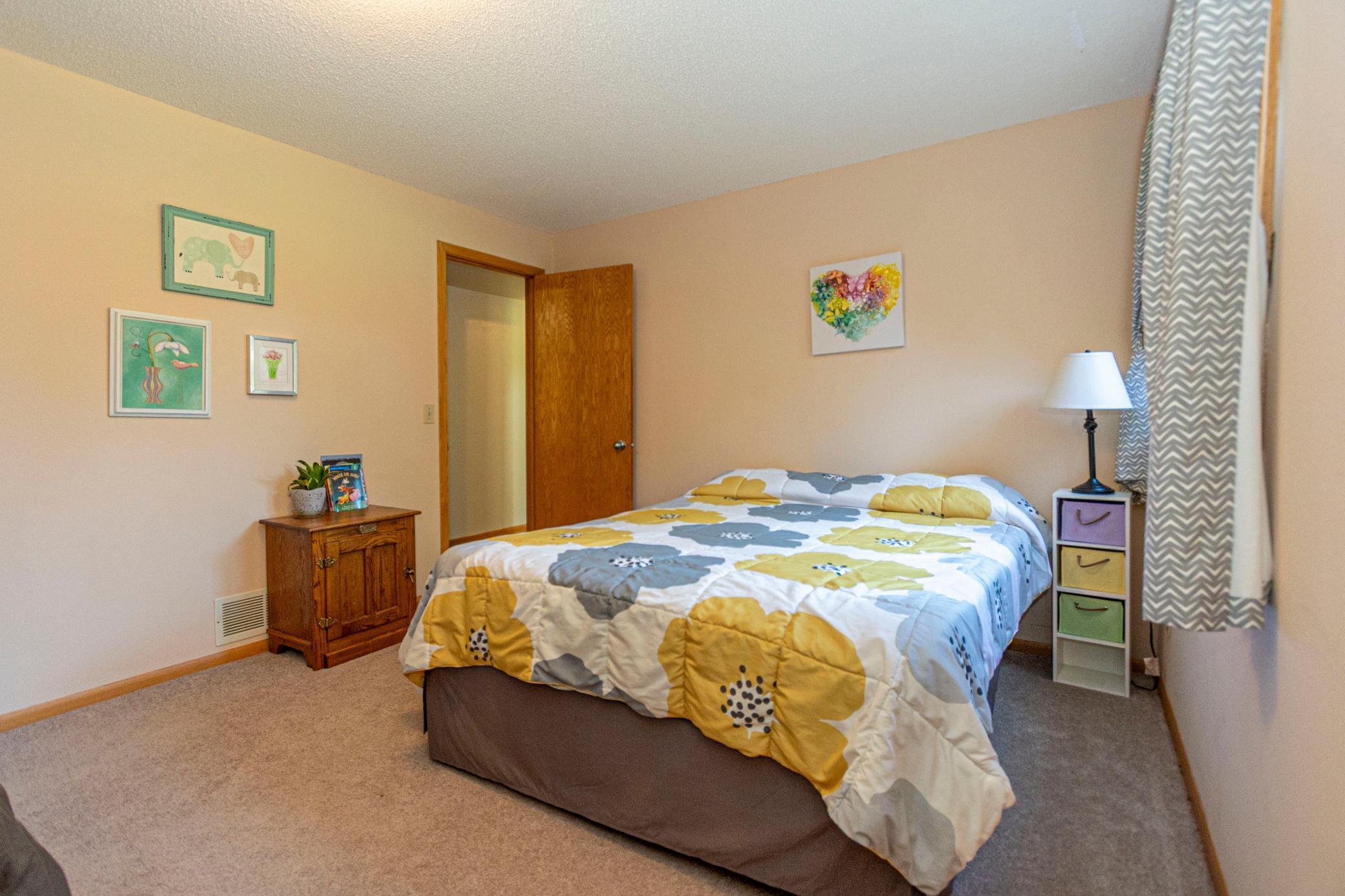 1983 single family home for sale at 1301 Geneva Drive in Alexandria, MN — 5 bed, 3 bath (photo 34 of 77)