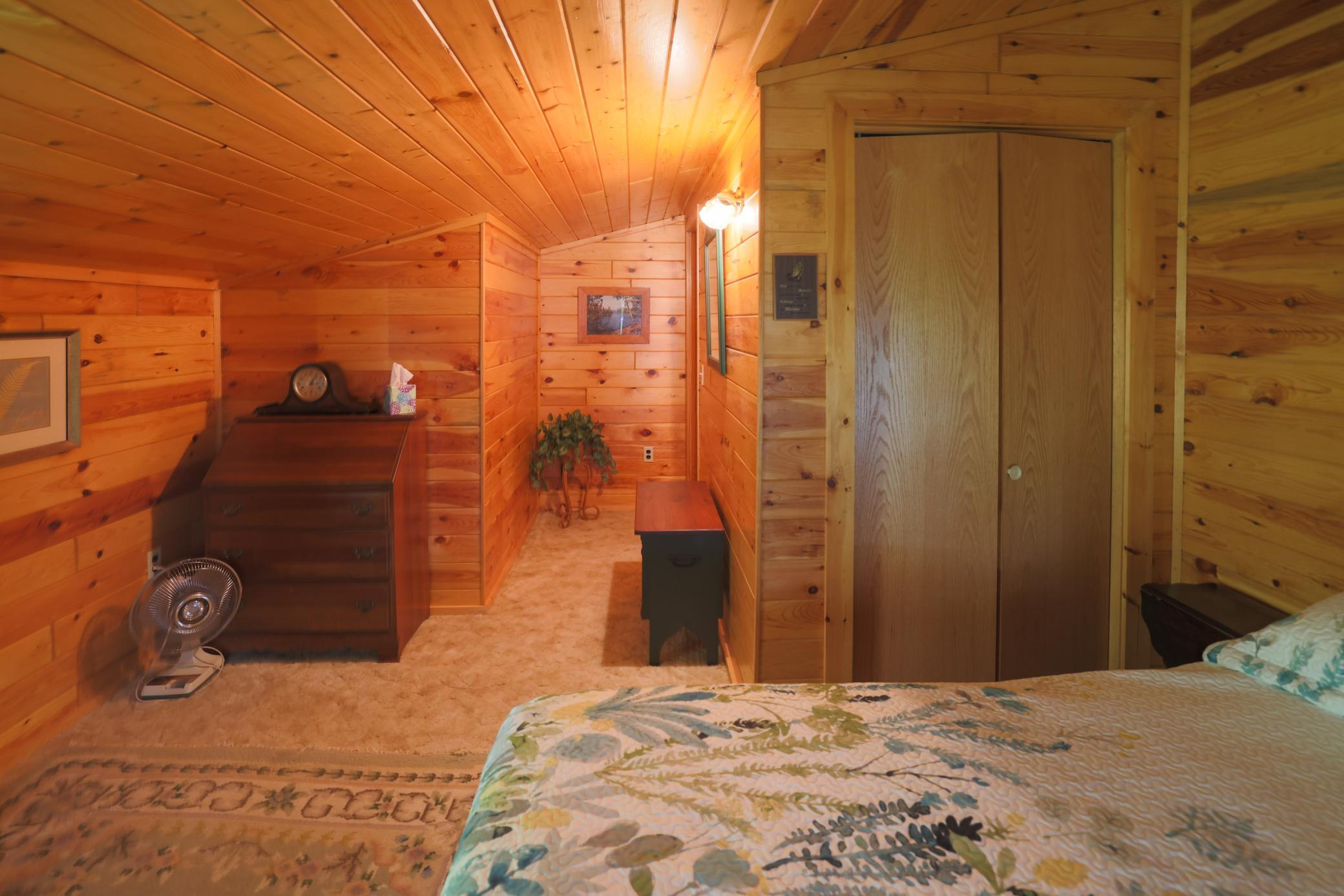 1989 single family home for sale at 7972 Ruttger Road in Pequot Lakes, MN — 4 bed, 2 bath (photo 22 of 65)