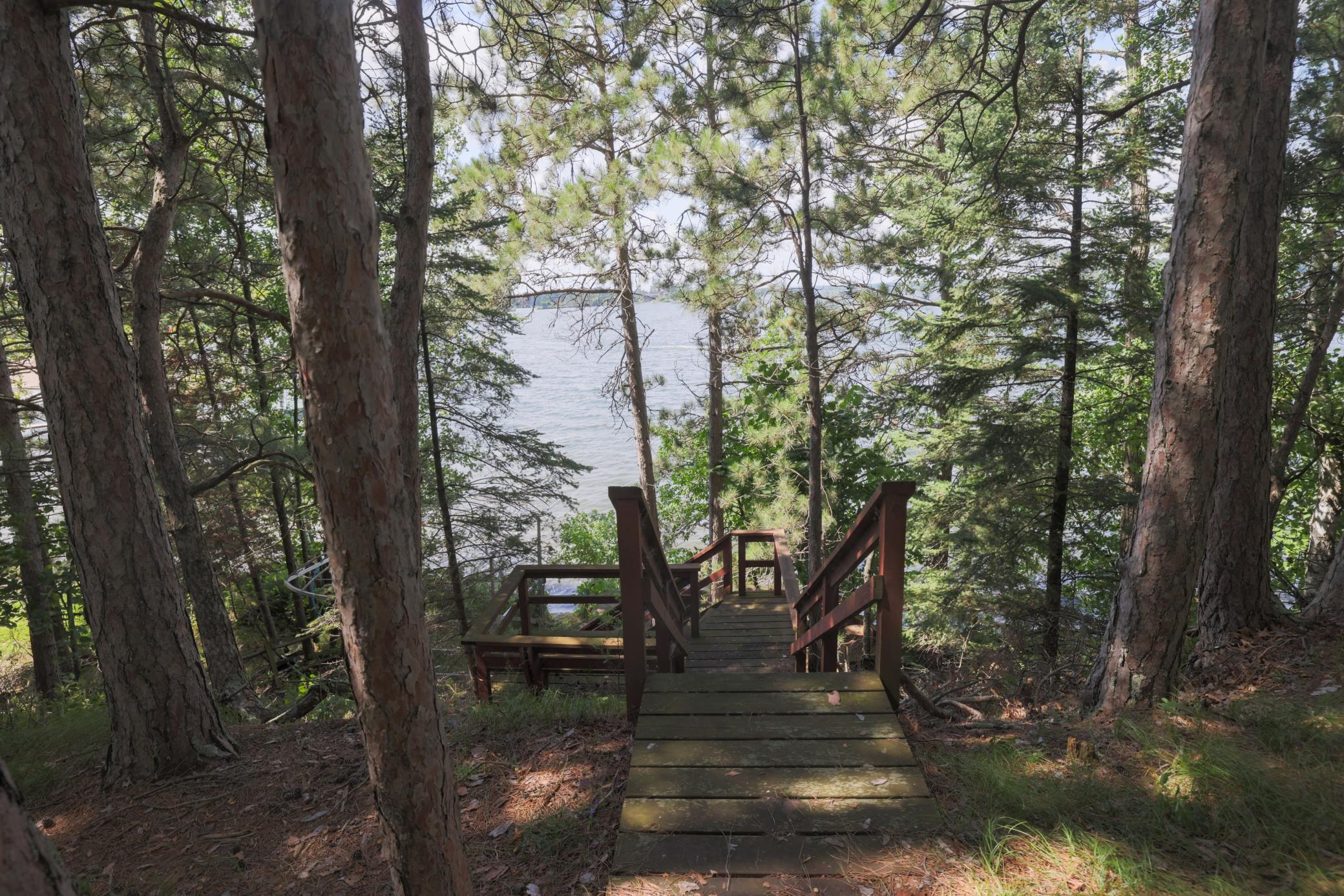 1989 single family home for sale at 7972 Ruttger Road in Pequot Lakes, MN — 4 bed, 2 bath (photo 39 of 65)