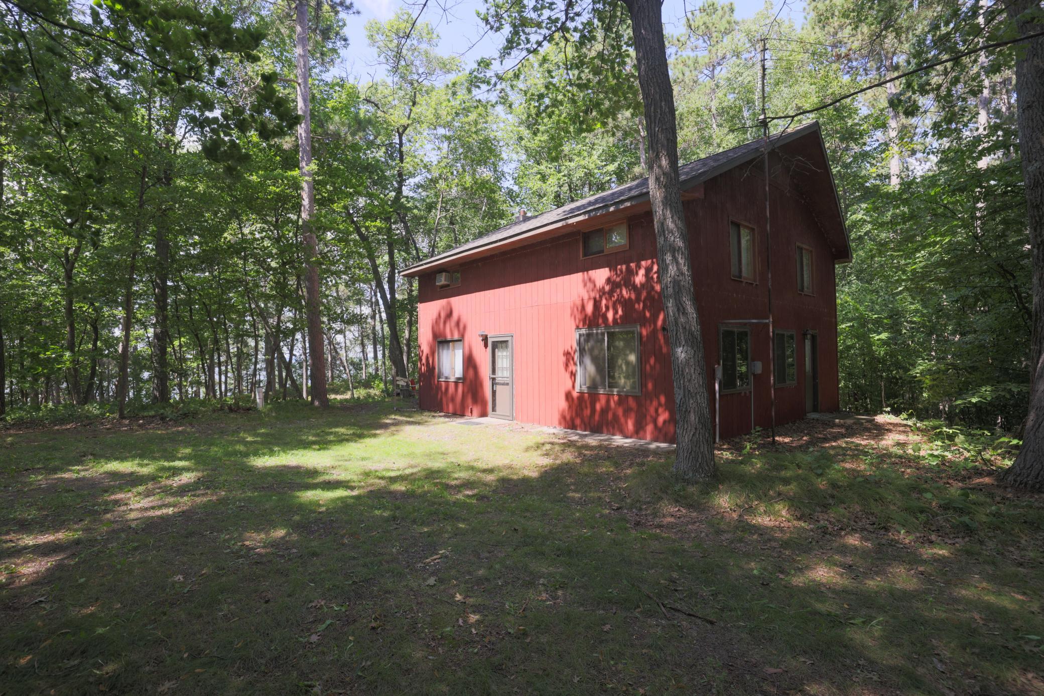 1989 single family home for sale at 7972 Ruttger Road in Pequot Lakes, MN — 4 bed, 2 bath (photo 49 of 65)