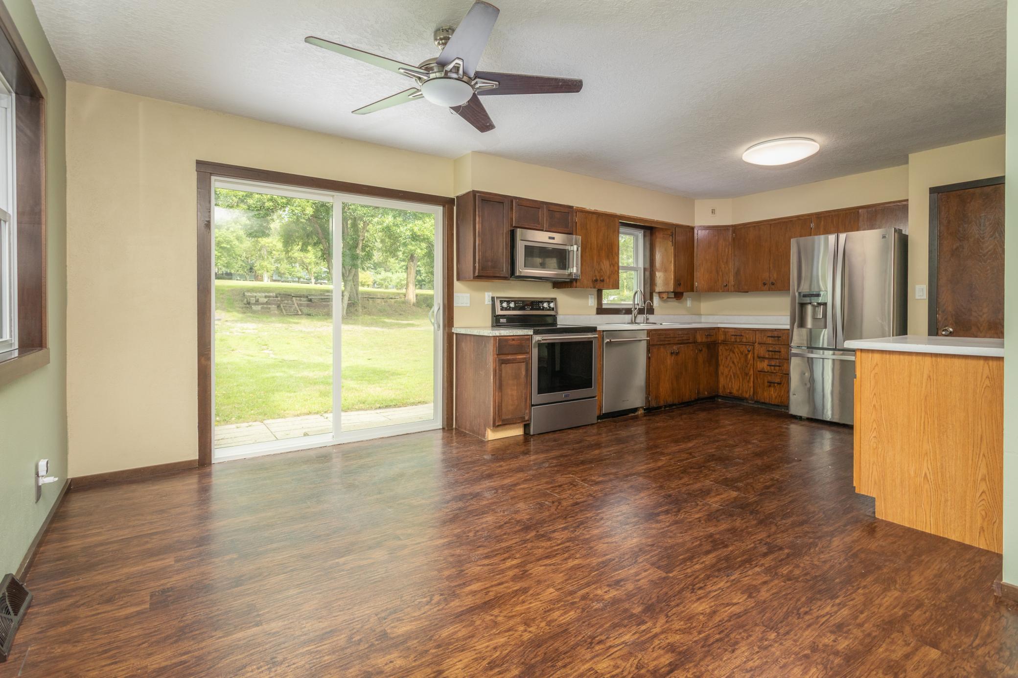 1955 single family home for sale at 308 Fingal Drive in Alexandria, MN — 3 bed, 2 bath (photo 13 of 34)