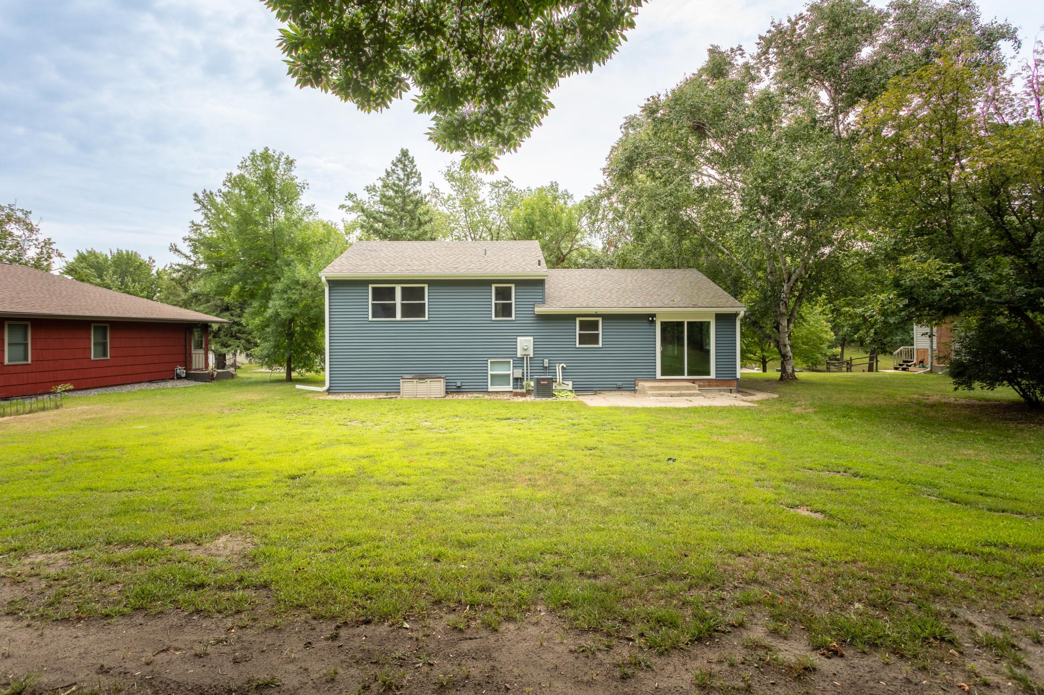 1955 single family home for sale at 308 Fingal Drive in Alexandria, MN — 3 bed, 2 bath (photo 6 of 34)