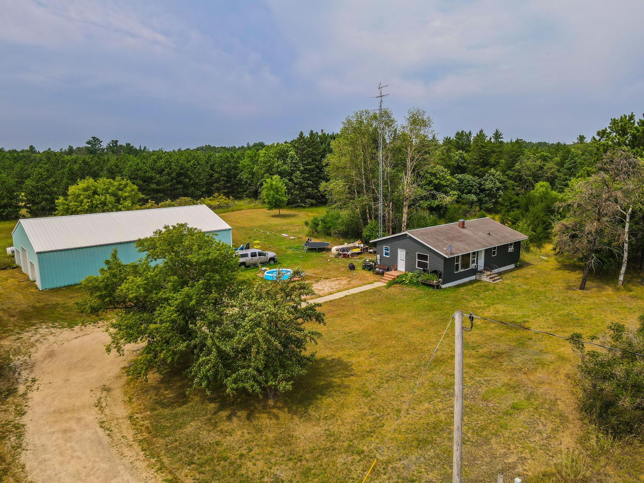 1974 single family home for sale at 417 Henrietta Avenue N in Park Rapids, MN — 2 bed, 1 bath (photo 9 of 34)