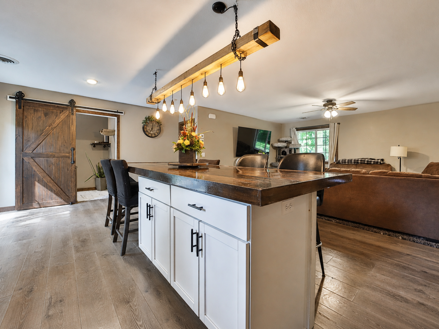 2021 single family home for sale at 49363 Morrison Line Road in Motley, MN — 3 bed, 2 bath (photo 5 of 45)