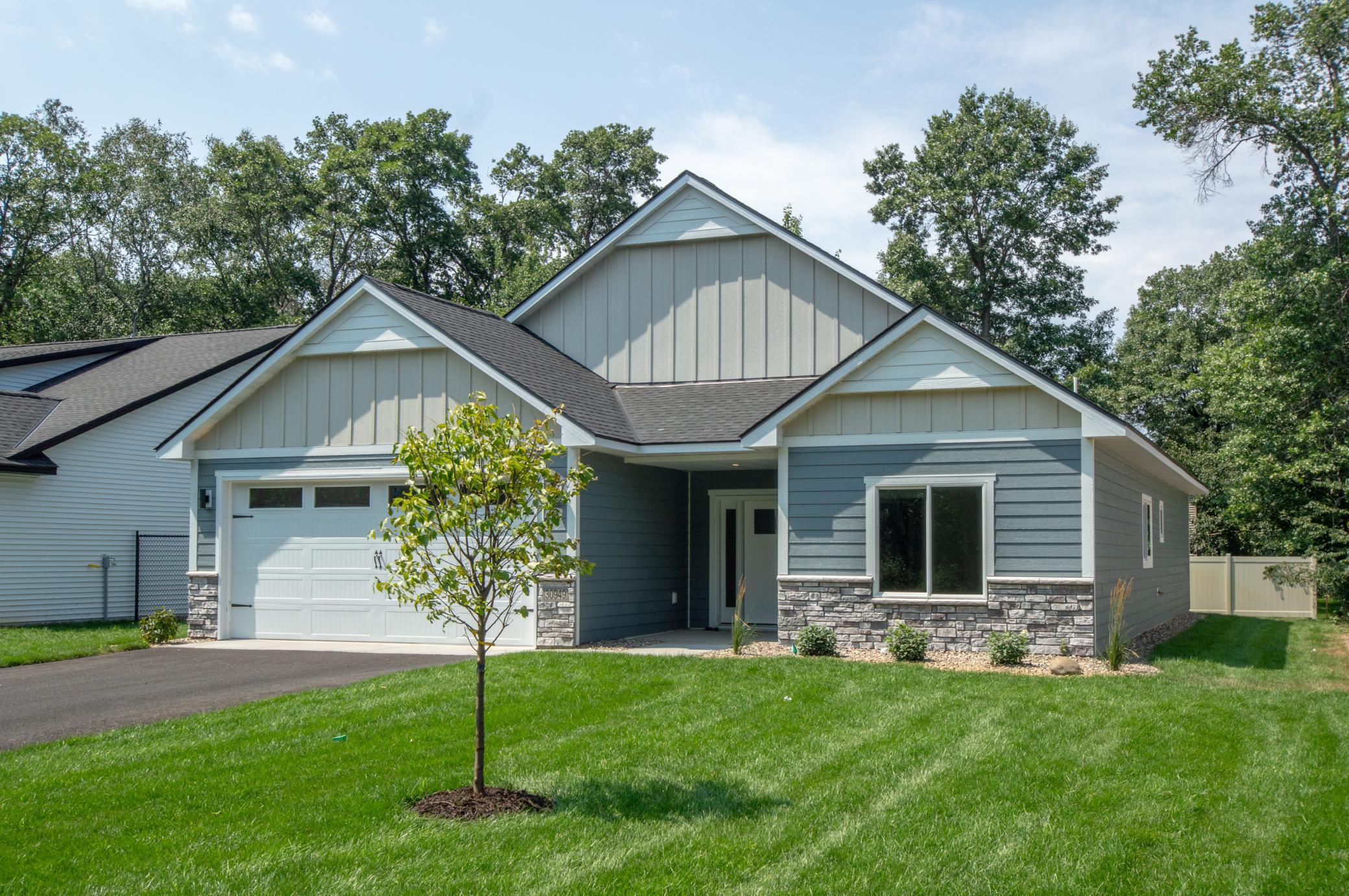 2026 single family home for sale at 30949 Gopher Lane in Breezy Point, MN — 3 bed, 2 bath (photo 2 of 35)