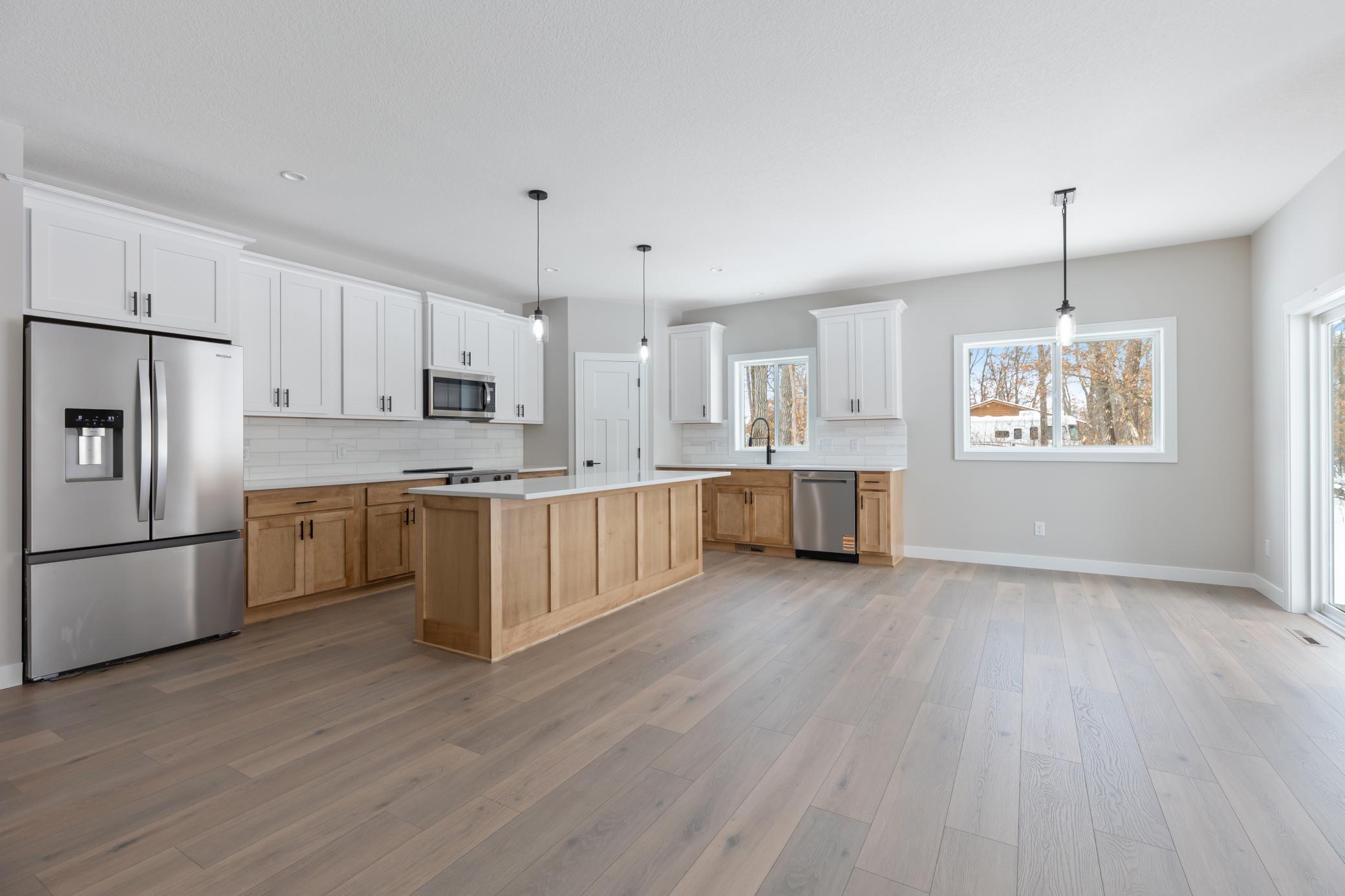 2026 single family home for sale at 30949 Gopher Lane in Breezy Point, MN — 3 bed, 2 bath (photo 12 of 35)