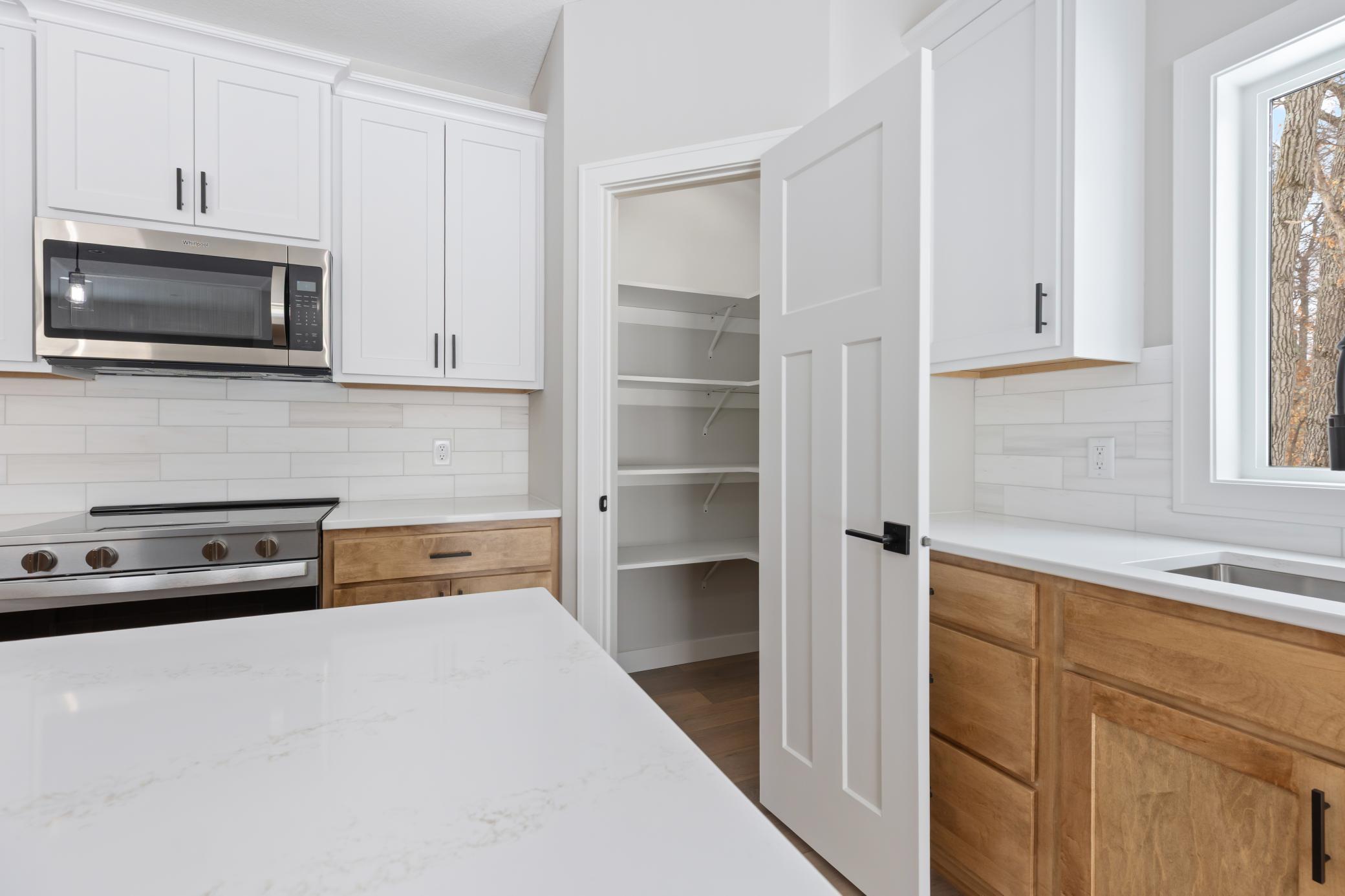 2026 single family home for sale at 30949 Gopher Lane in Breezy Point, MN — 3 bed, 2 bath (photo 8 of 35)