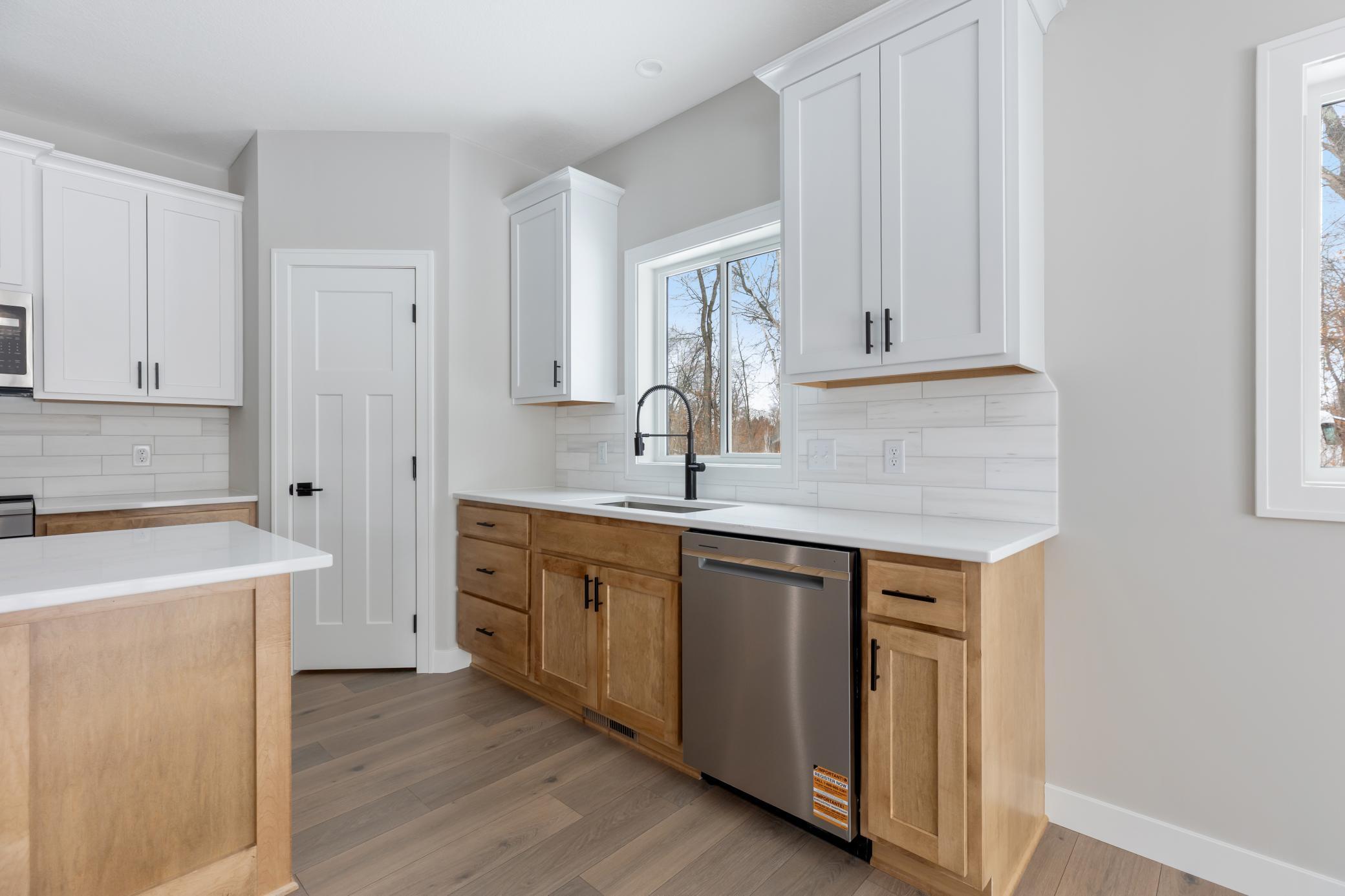 2026 single family home for sale at 30949 Gopher Lane in Breezy Point, MN — 3 bed, 2 bath (photo 9 of 35)