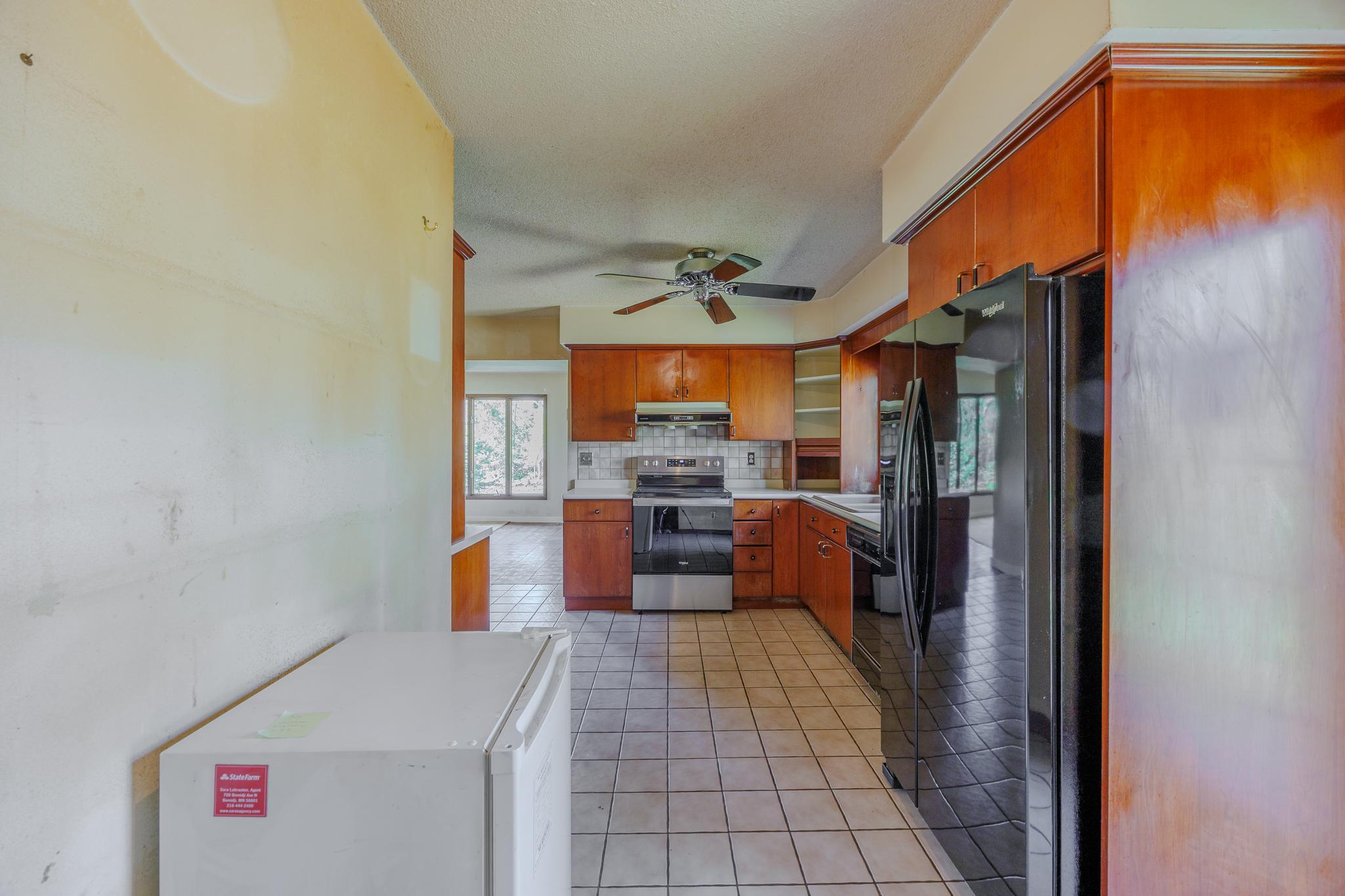 1973 single family home for sale at 806 Balsam Ridge Road NW in Bemidji, MN — 4 bed, 2 bath (photo 13 of 60)