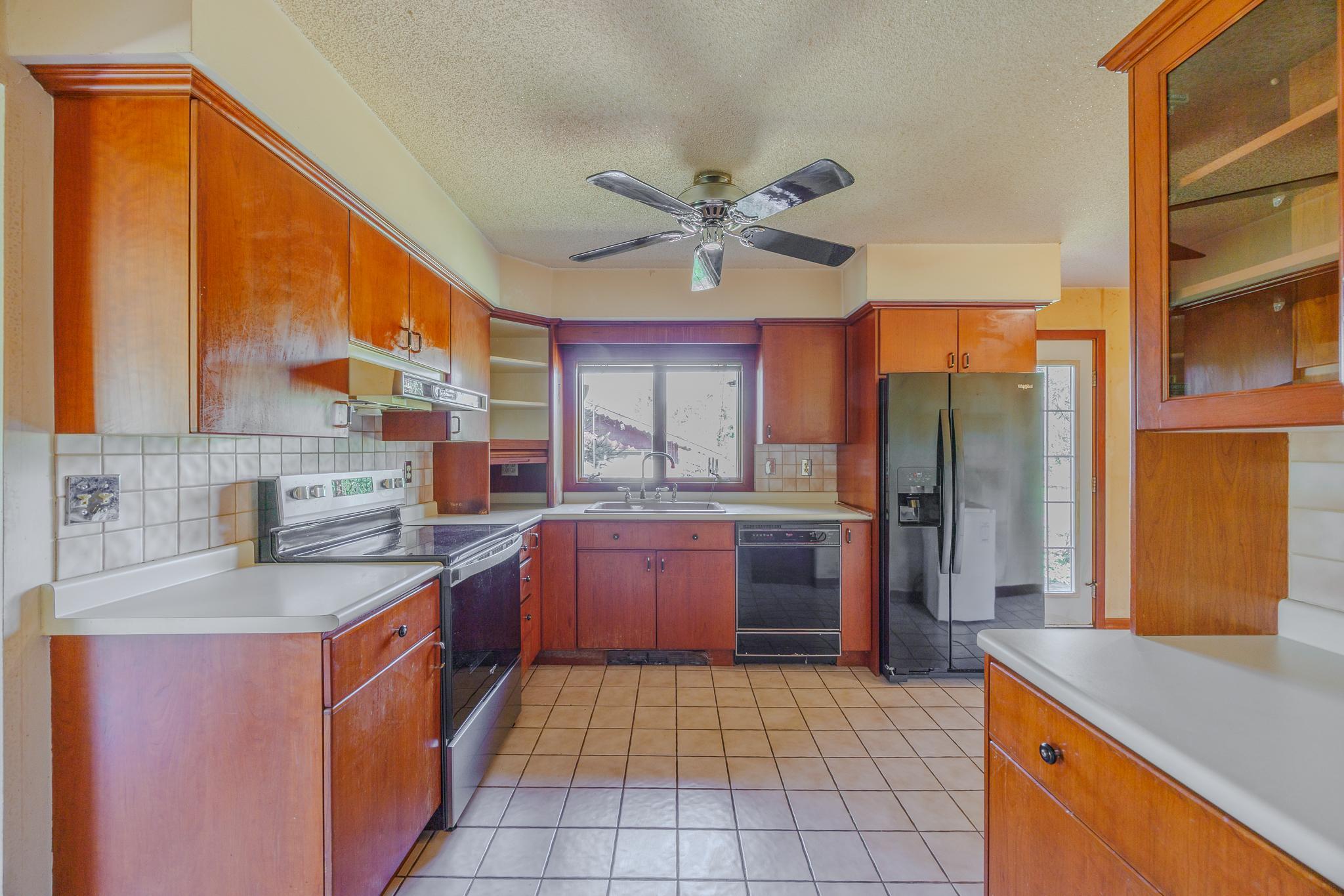 1973 single family home for sale at 806 Balsam Ridge Road NW in Bemidji, MN — 4 bed, 2 bath (photo 15 of 60)