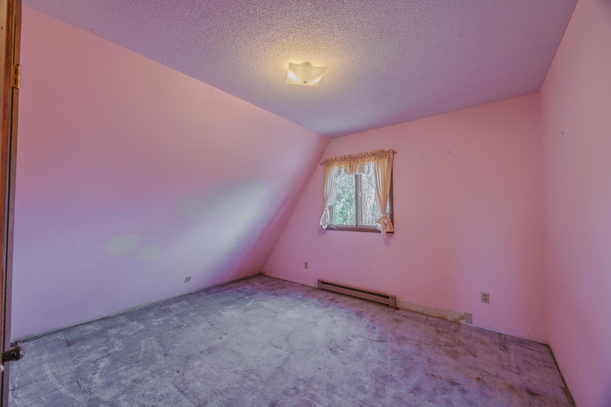 1973 single family home for sale at 806 Balsam Ridge Road NW in Bemidji, MN — 4 bed, 2 bath (photo 22 of 60)