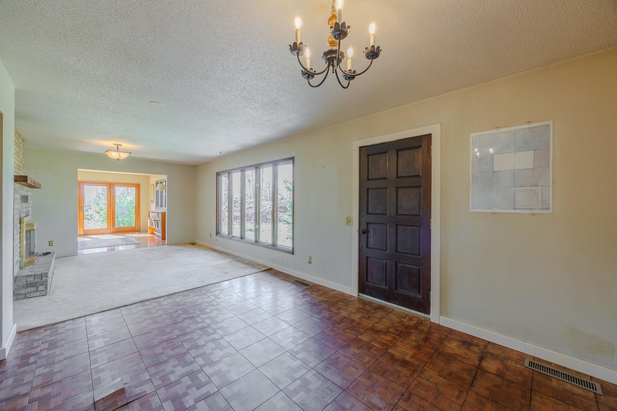 1973 single family home for sale at 806 Balsam Ridge Road NW in Bemidji, MN — 4 bed, 2 bath (photo 4 of 60)