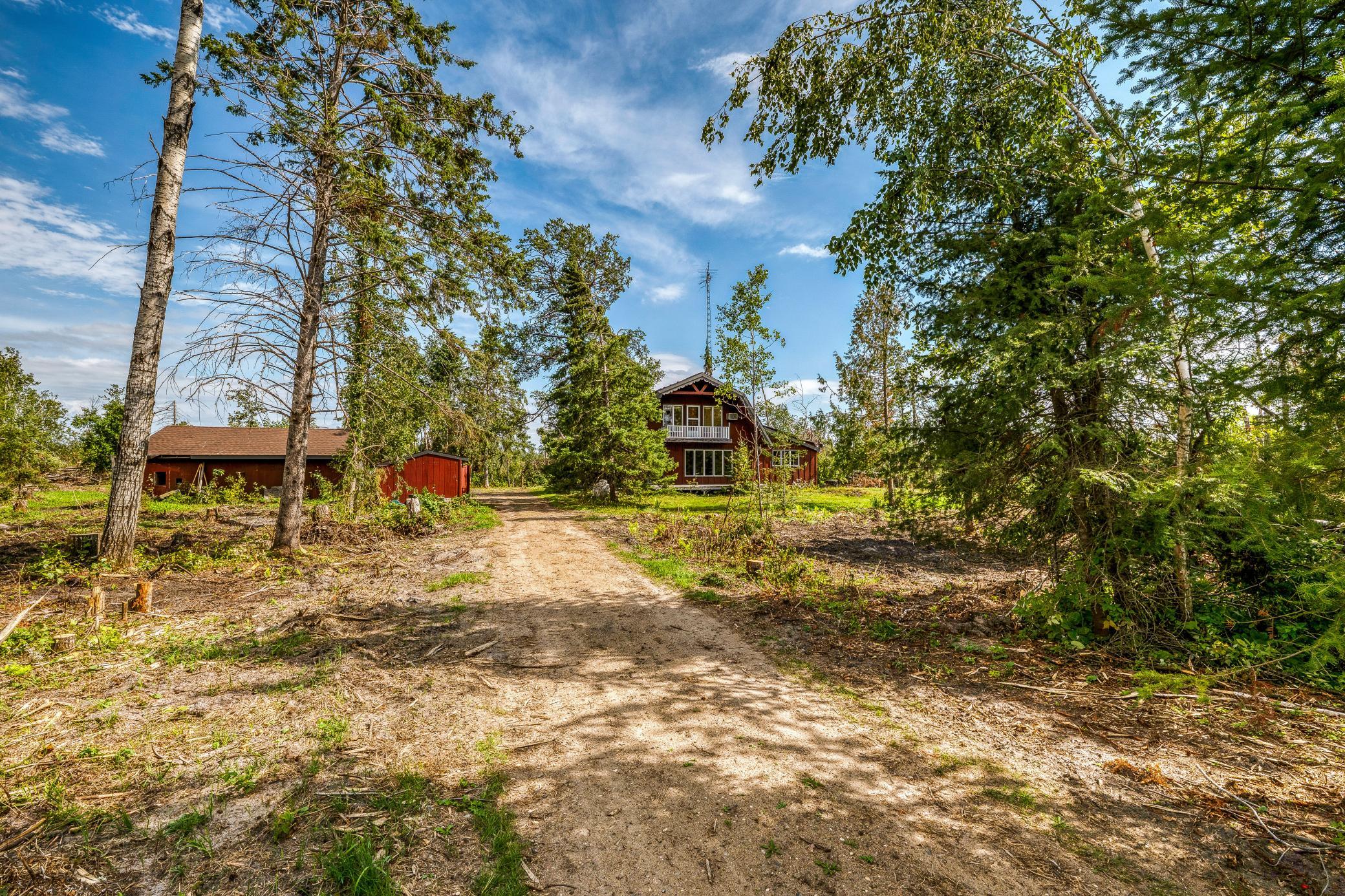 1973 single family home for sale at 806 Balsam Ridge Road NW in Bemidji, MN — 4 bed, 2 bath (photo 46 of 60)