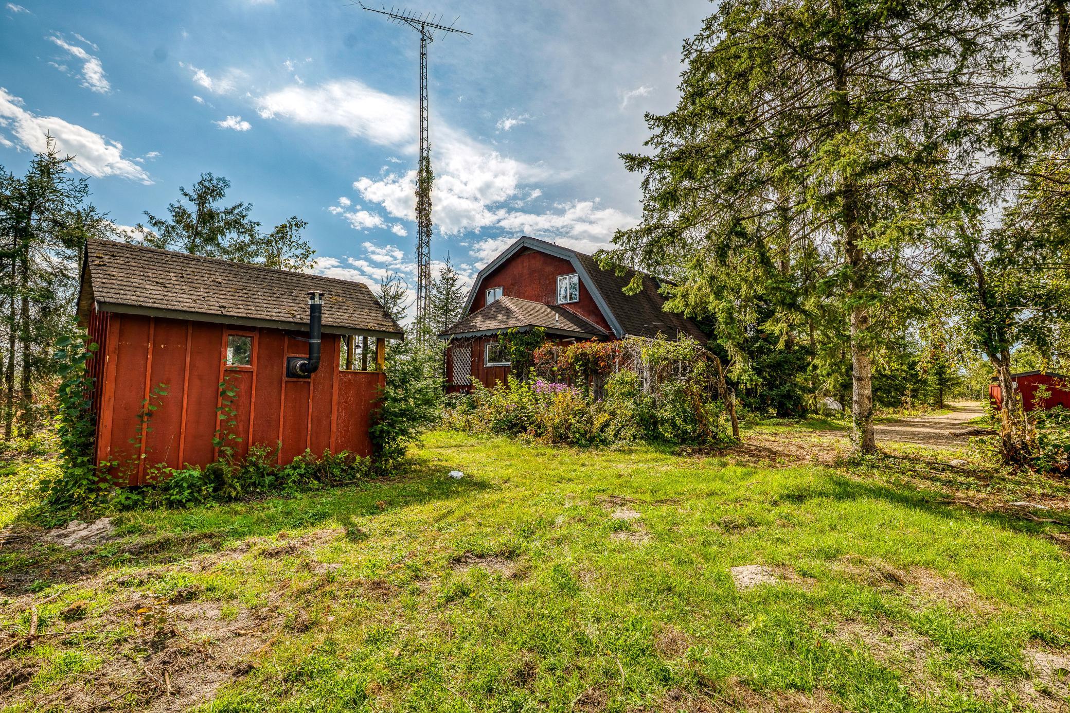 1973 single family home for sale at 806 Balsam Ridge Road NW in Bemidji, MN — 4 bed, 2 bath (photo 55 of 60)