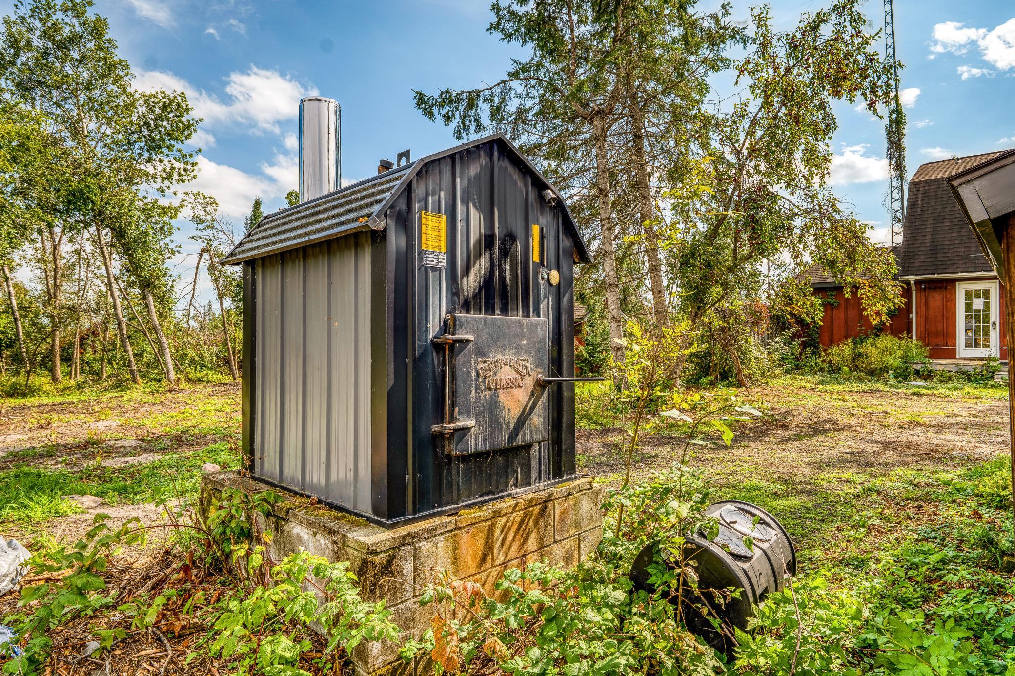 1973 single family home for sale at 806 Balsam Ridge Road NW in Bemidji, MN — 4 bed, 2 bath (photo 58 of 60)