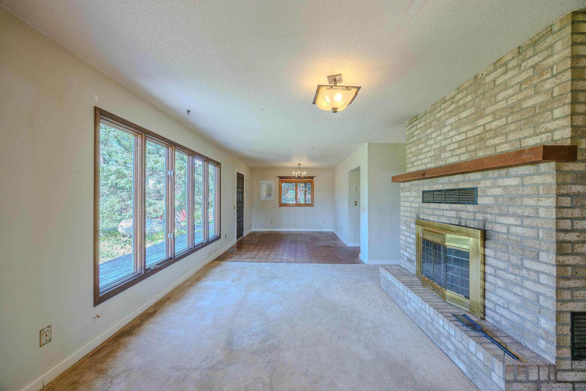 1973 single family home for sale at 806 Balsam Ridge Road NW in Bemidji, MN — 4 bed, 2 bath (photo 8 of 60)
