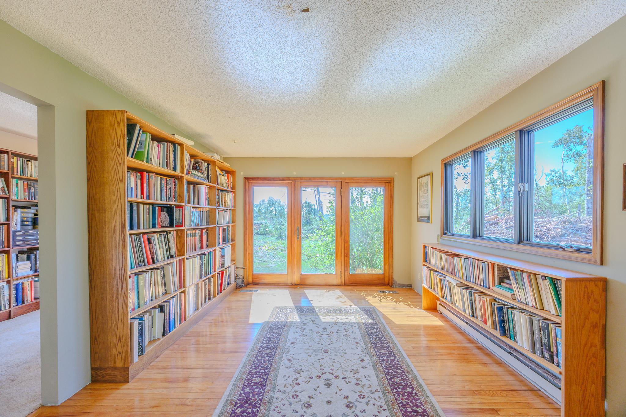 1973 single family home for sale at 806 Balsam Ridge Road NW in Bemidji, MN — 4 bed, 2 bath (photo 9 of 60)