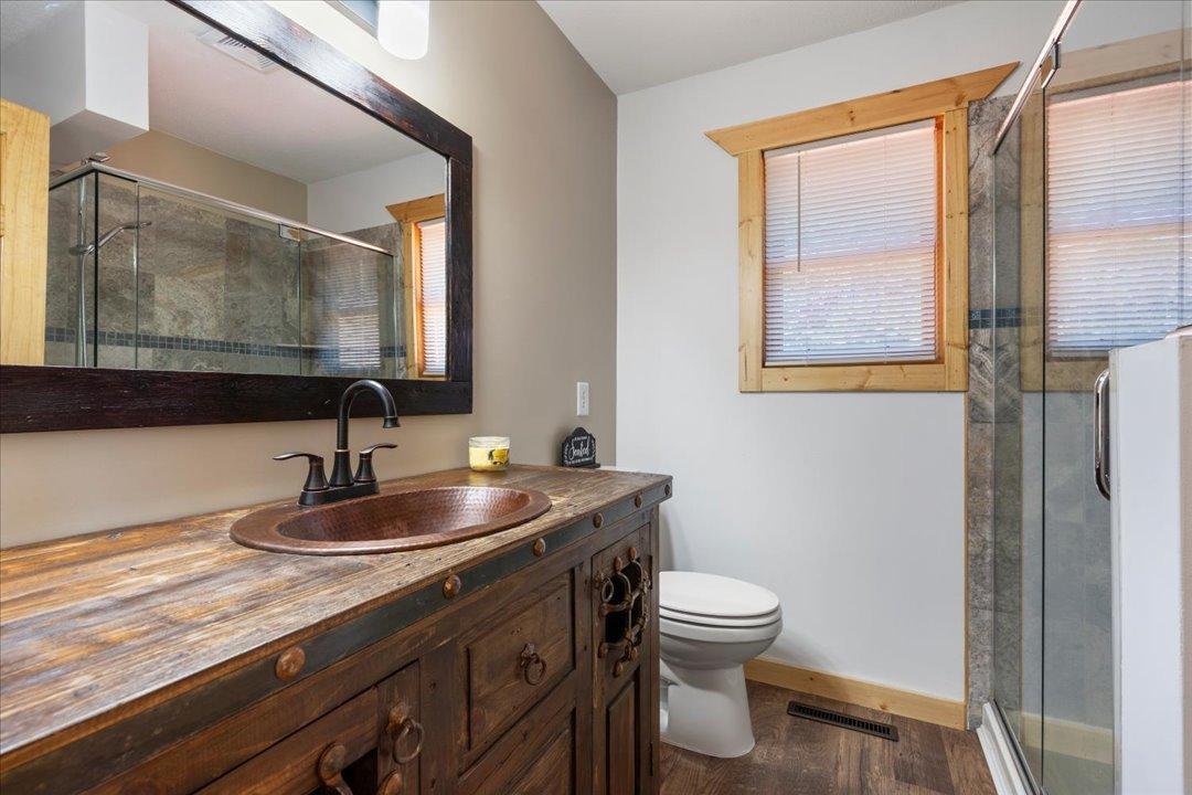 2001 single family home for sale at 21264 Fair Oaks Drive in Nevis, MN — 2 bed, 2 bath (photo 18 of 60)