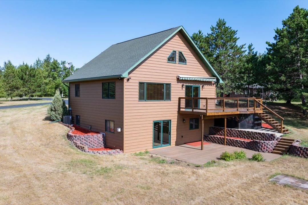 2001 single family home for sale at 21264 Fair Oaks Drive in Nevis, MN — 2 bed, 2 bath (photo 4 of 60)