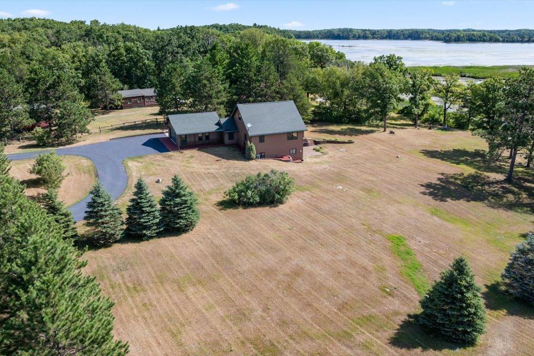 2001 single family home for sale at 21264 Fair Oaks Drive in Nevis, MN — 2 bed, 2 bath (photo 40 of 60)