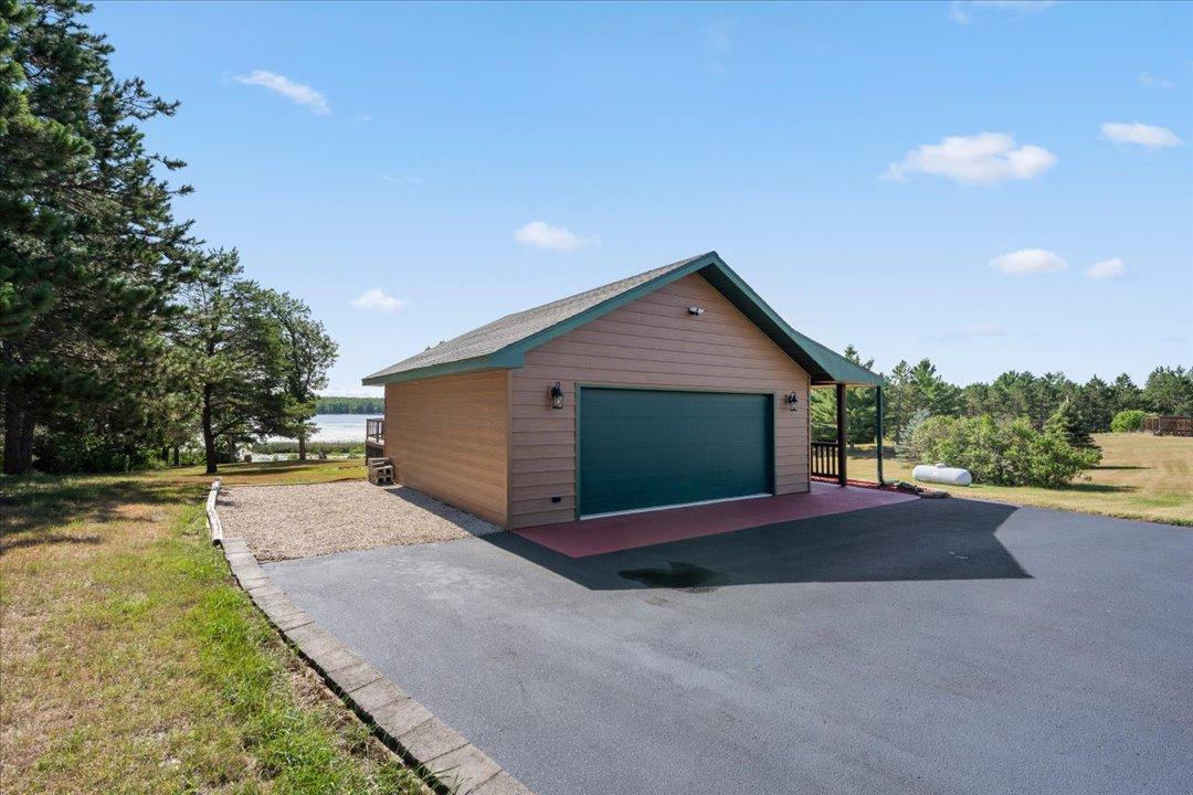2001 single family home for sale at 21264 Fair Oaks Drive in Nevis, MN — 2 bed, 2 bath (photo 42 of 60)