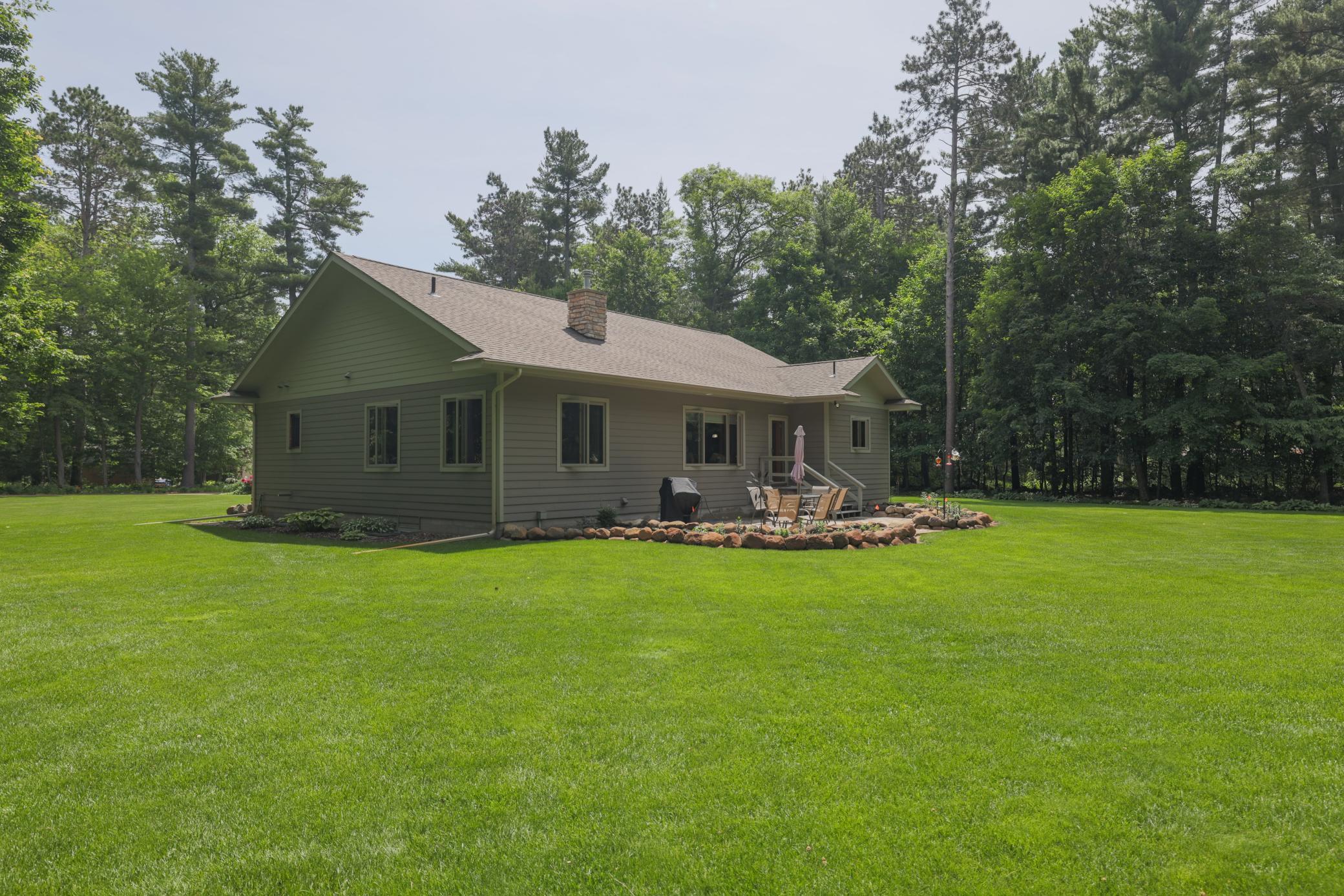 2005 single family home for sale at 21601 Timber Hills Trail in Nisswa, MN — 4 bed, 3 bath (photo 2 of 43)