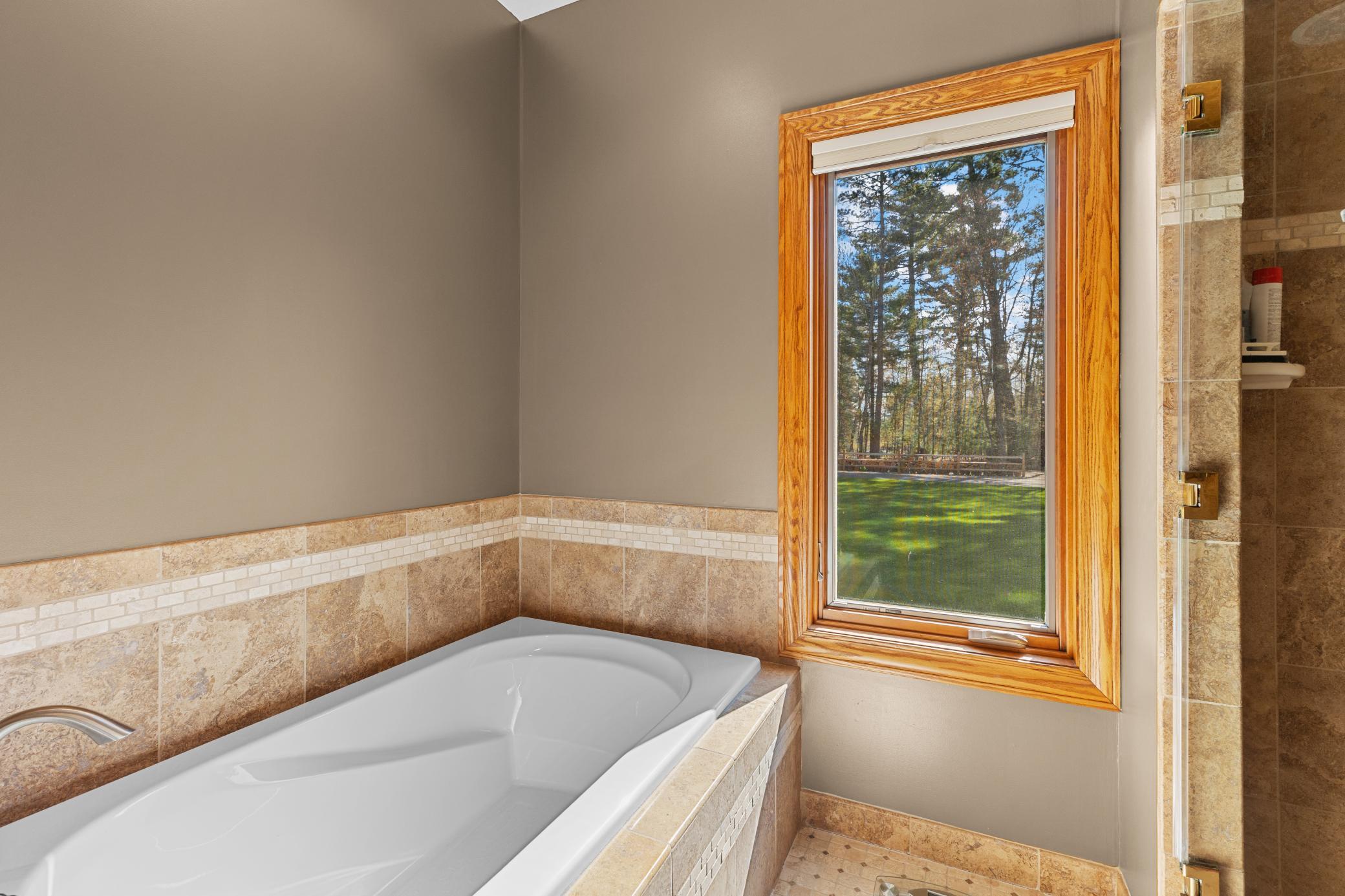 2005 single family home for sale at 21601 Timber Hills Trail in Nisswa, MN — 4 bed, 3 bath (photo 32 of 43)