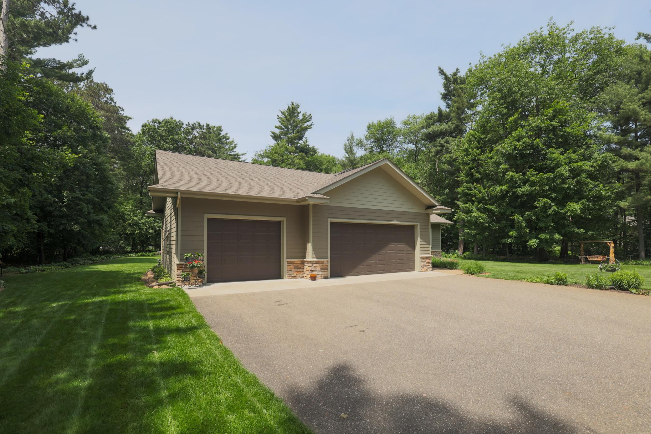 2005 single family home for sale at 21601 Timber Hills Trail in Nisswa, MN — 4 bed, 3 bath (photo 37 of 43)