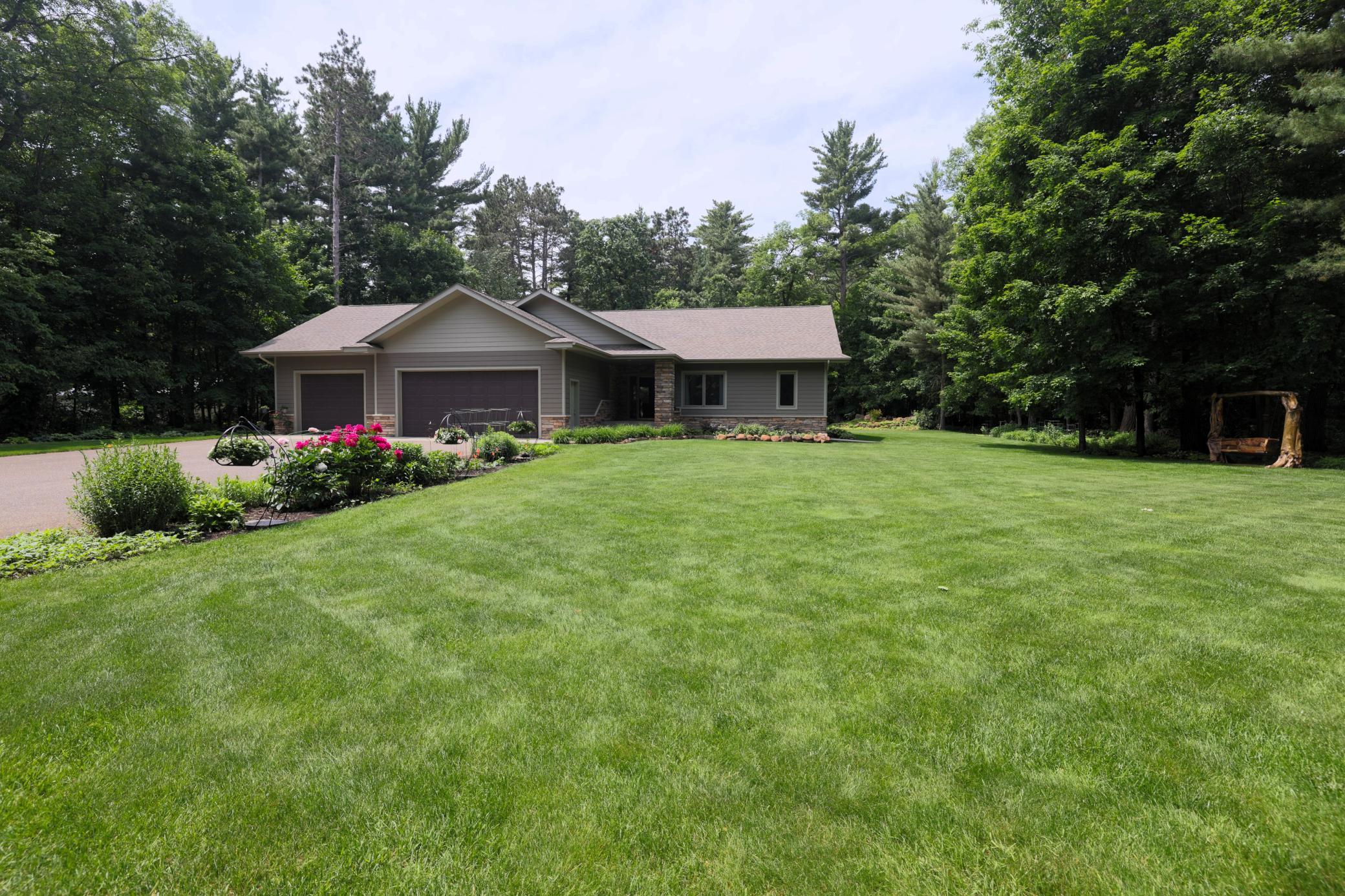 2005 single family home for sale at 21601 Timber Hills Trail in Nisswa, MN — 4 bed, 3 bath (photo 40 of 43)