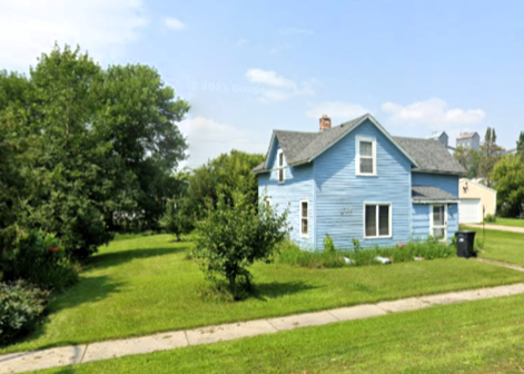 1911 single family home for sale at 108 2nd Street in Shelly, MN — 3 bed, 1 bath (photo 2 of 17)