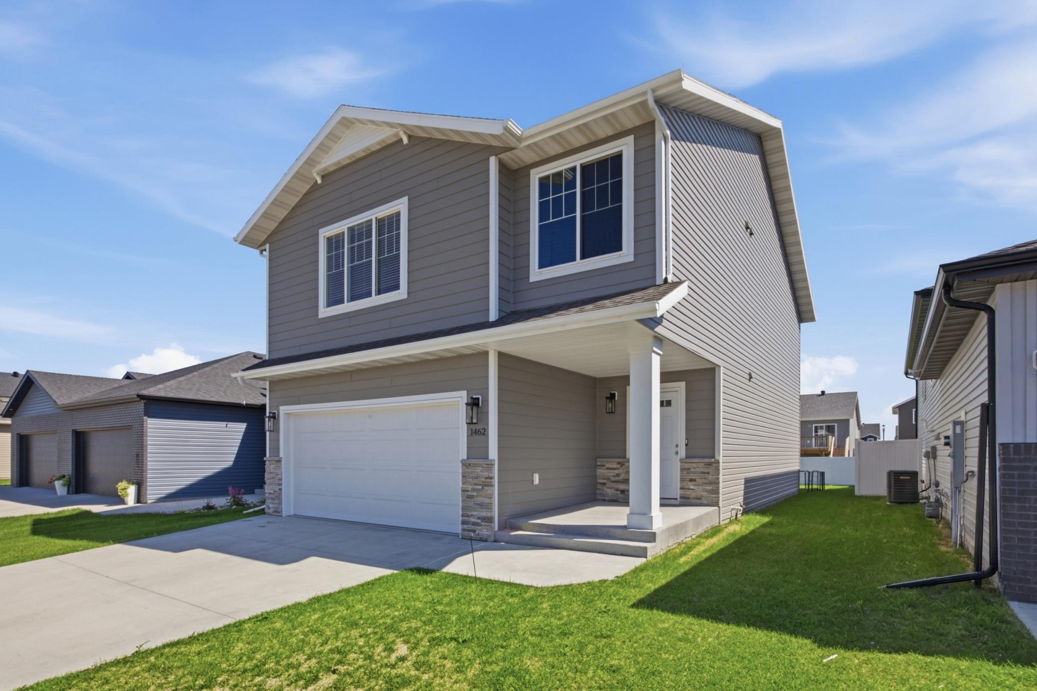 1462 68th Avenue S, Fargo ND 58104 - Photo 2 of 30
