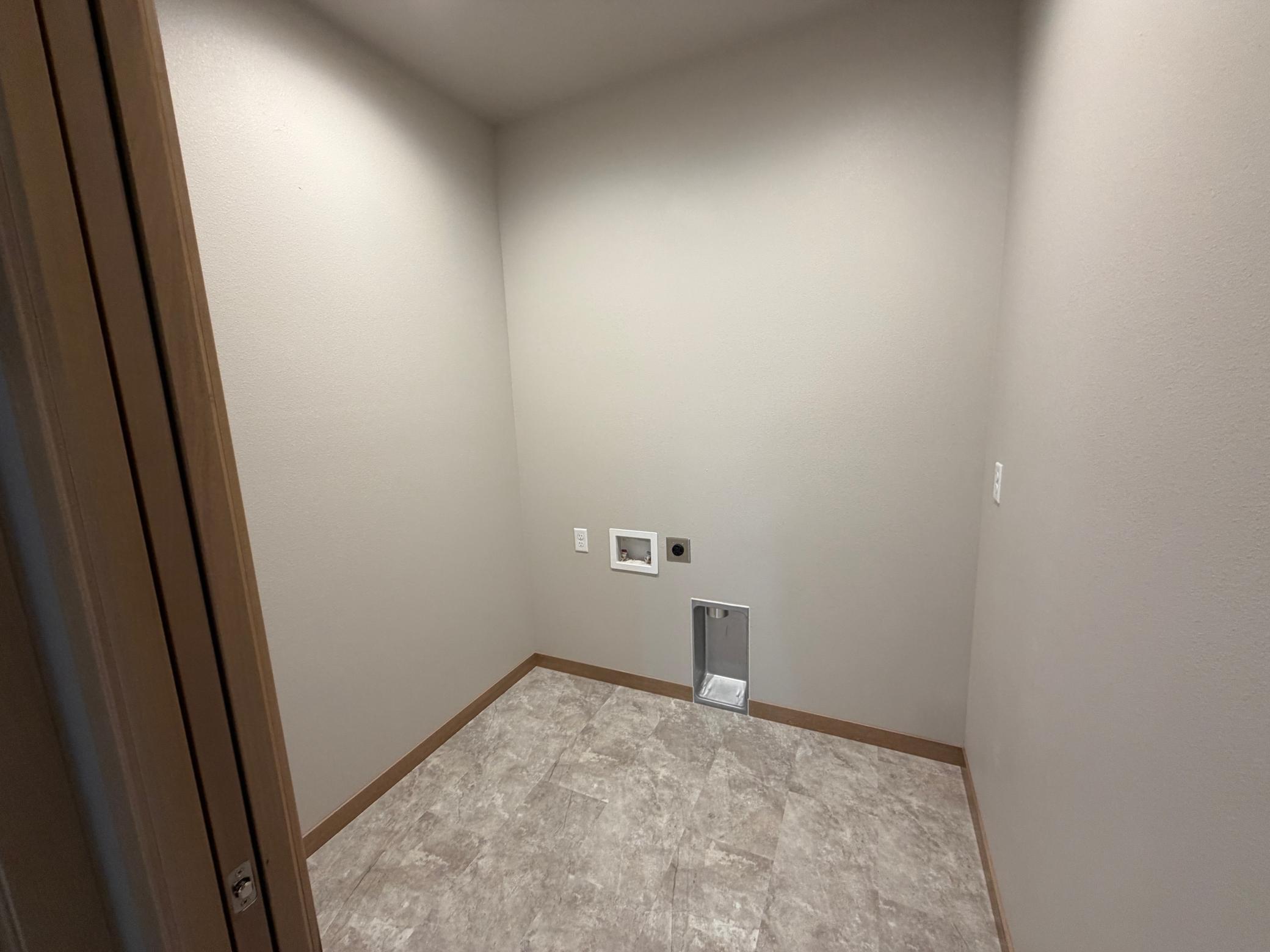 6732 130th Avenue SE, Unit North, Lisbon ND 58054 - Photo 13 of 32