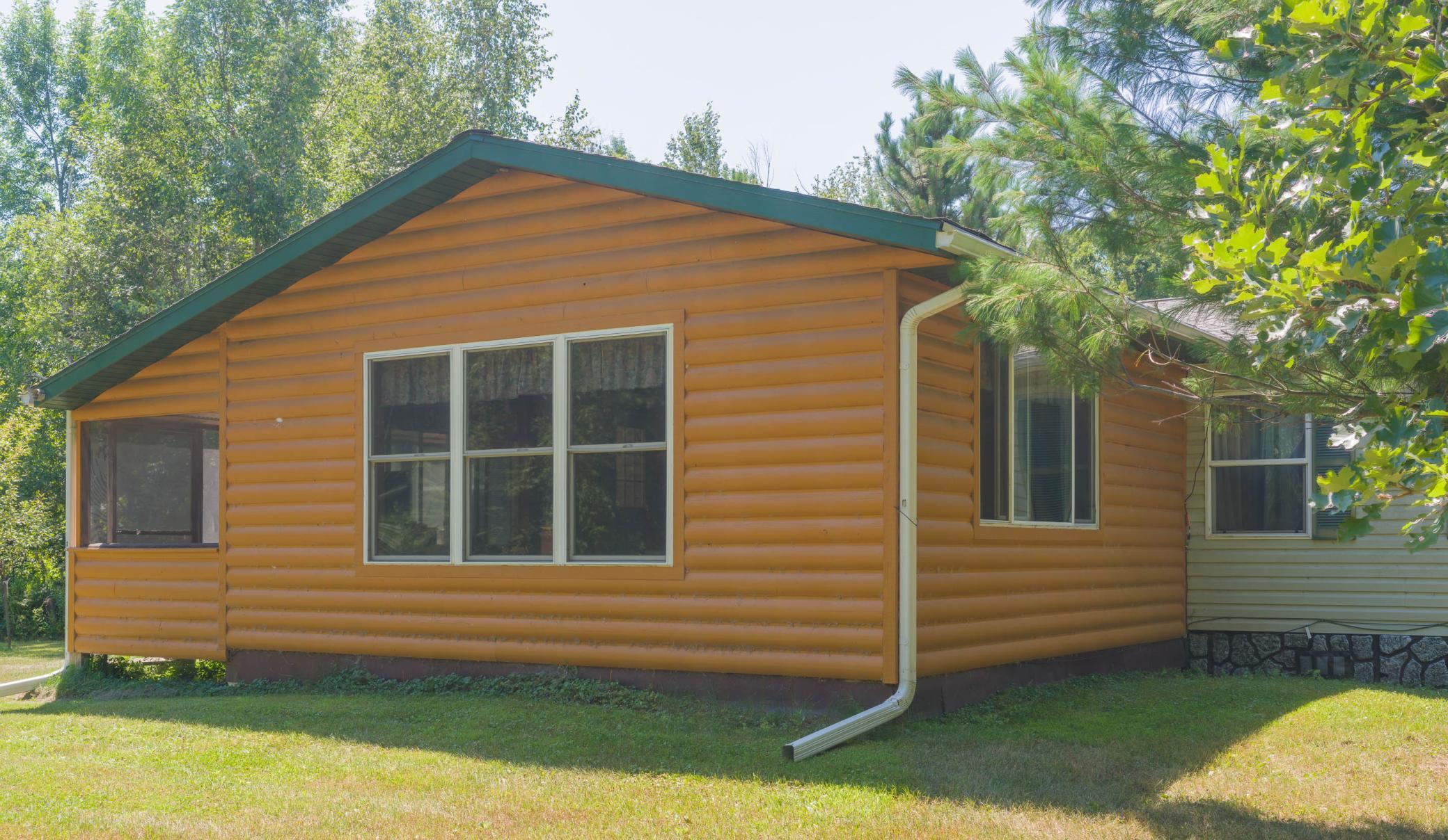 2000 single family home for sale at 24256 State Highway 18 in Deerwood, MN — 3 bed, 2 bath (photo 11 of 47)