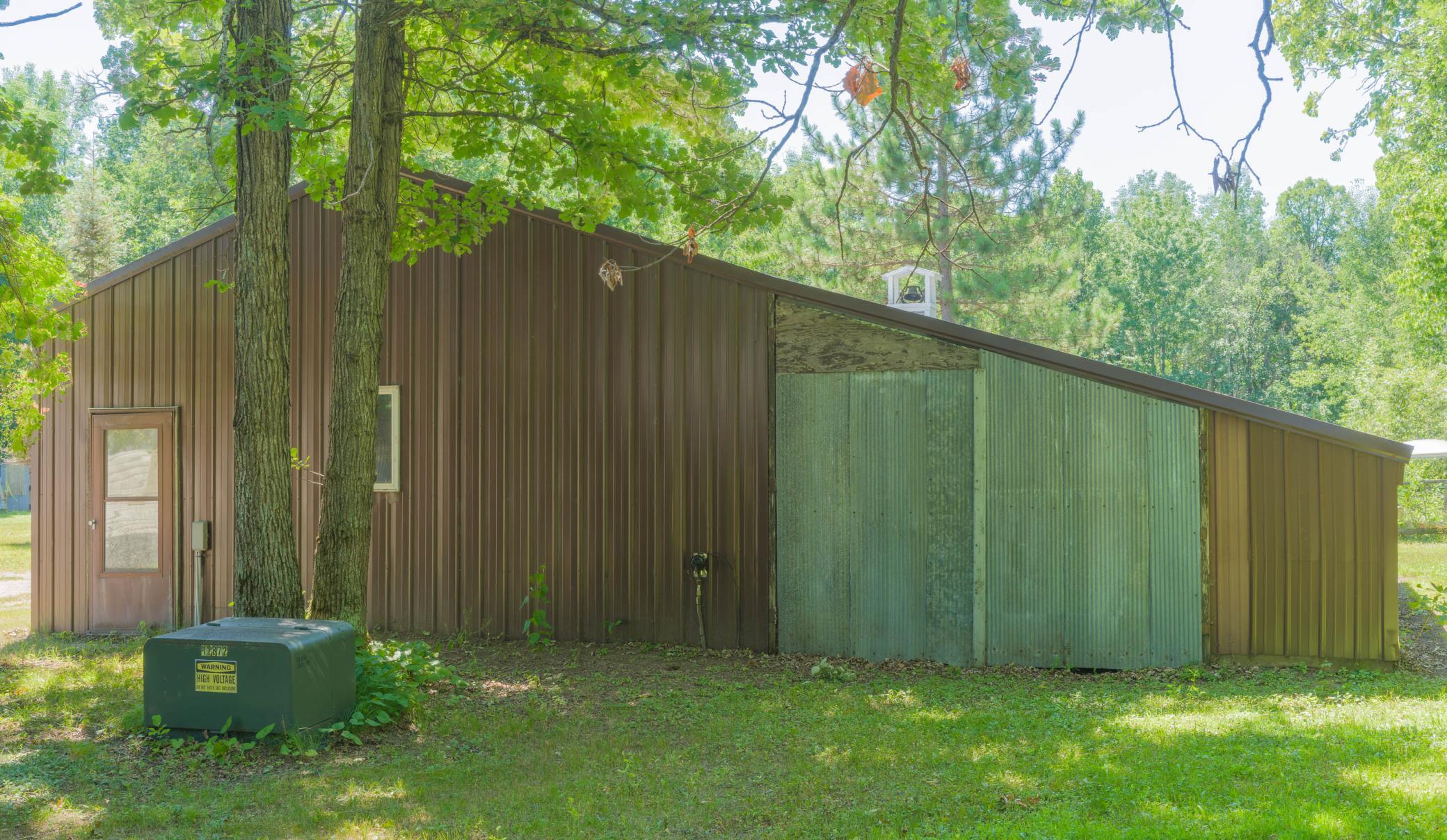 2000 single family home for sale at 24256 State Highway 18 in Deerwood, MN — 3 bed, 2 bath (photo 17 of 47)