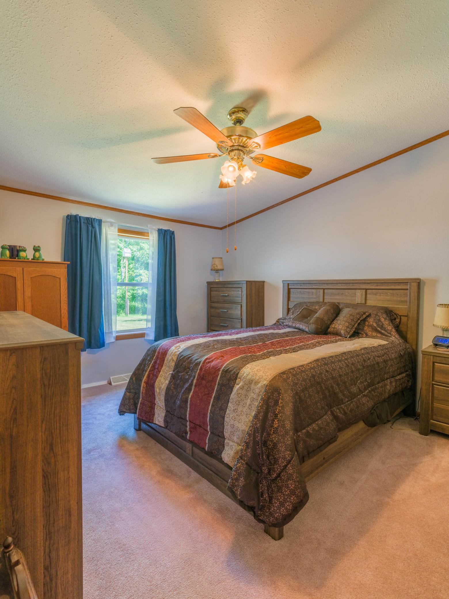 2000 single family home for sale at 24256 State Highway 18 in Deerwood, MN — 3 bed, 2 bath (photo 5 of 47)