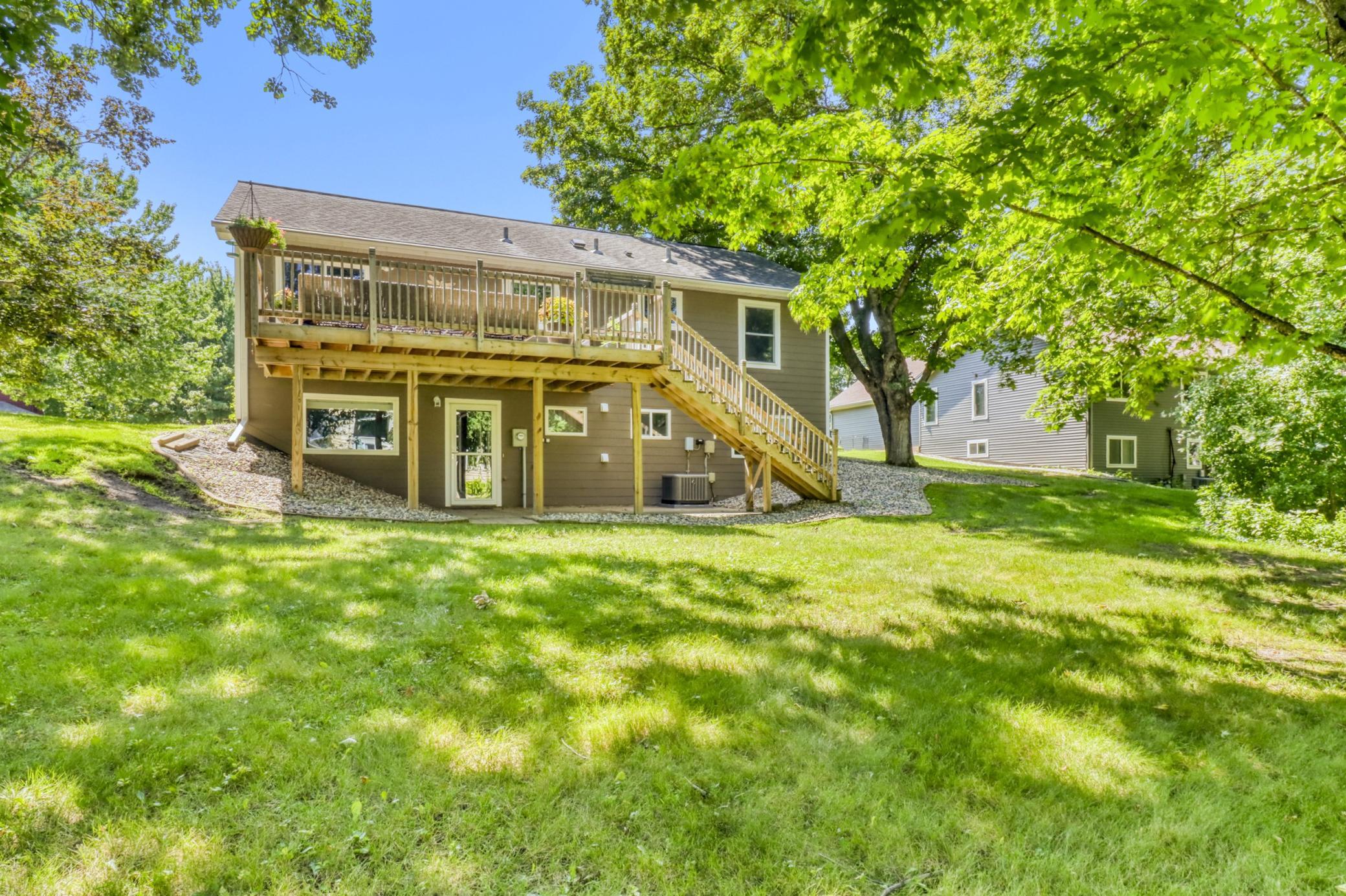 1047 Highwood Circle, Detroit Lakes MN 56501 - Photo 3 of 32