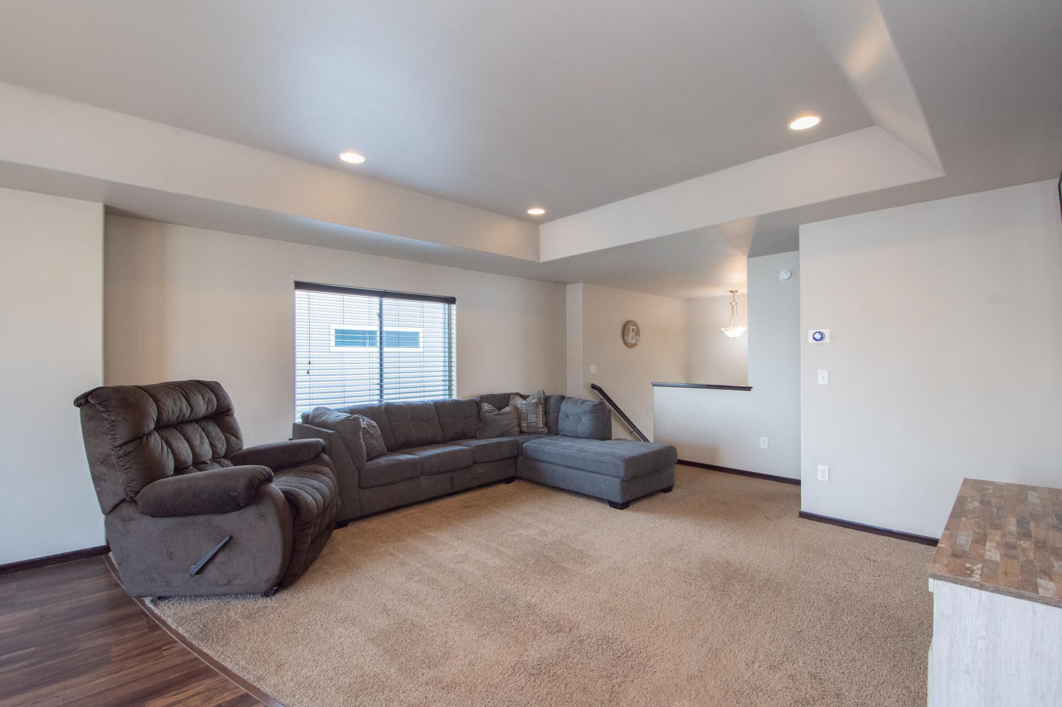 2016 single family home for sale at 5837 58th Avenue S in Fargo, ND — 3 bed, 2 bath (photo 7 of 44)