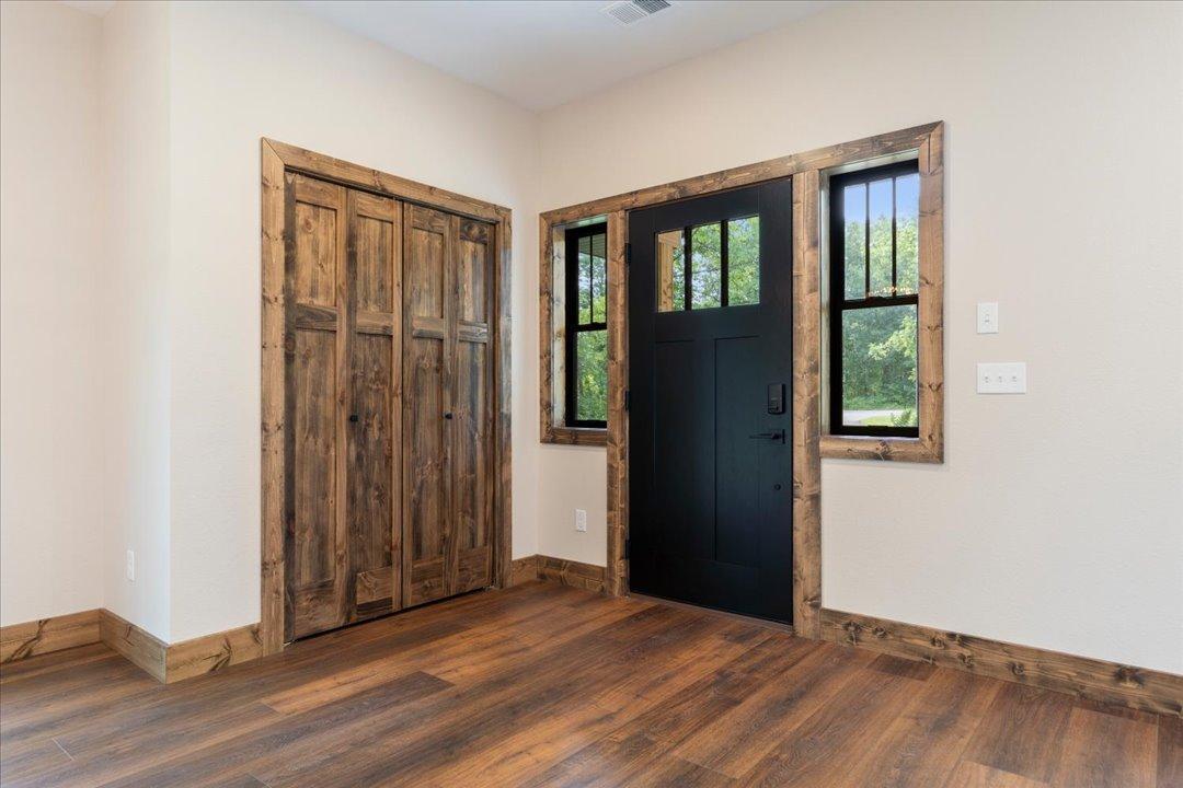 2026 single family home for sale at 7592 White Overlook Drive in Pequot Lakes, MN — 3 bed, 2 bath (photo 6 of 28)