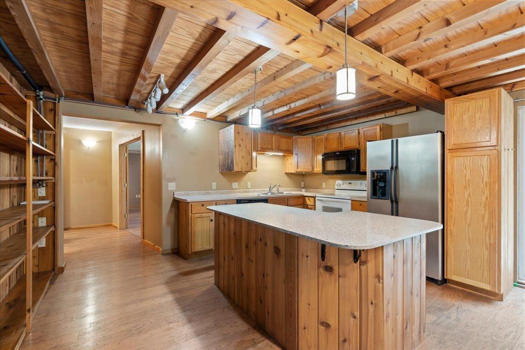2004 single family home for sale at 5457 Erin Road in Brainerd, MN — 3 bed, 2 bath (photo 6 of 33)