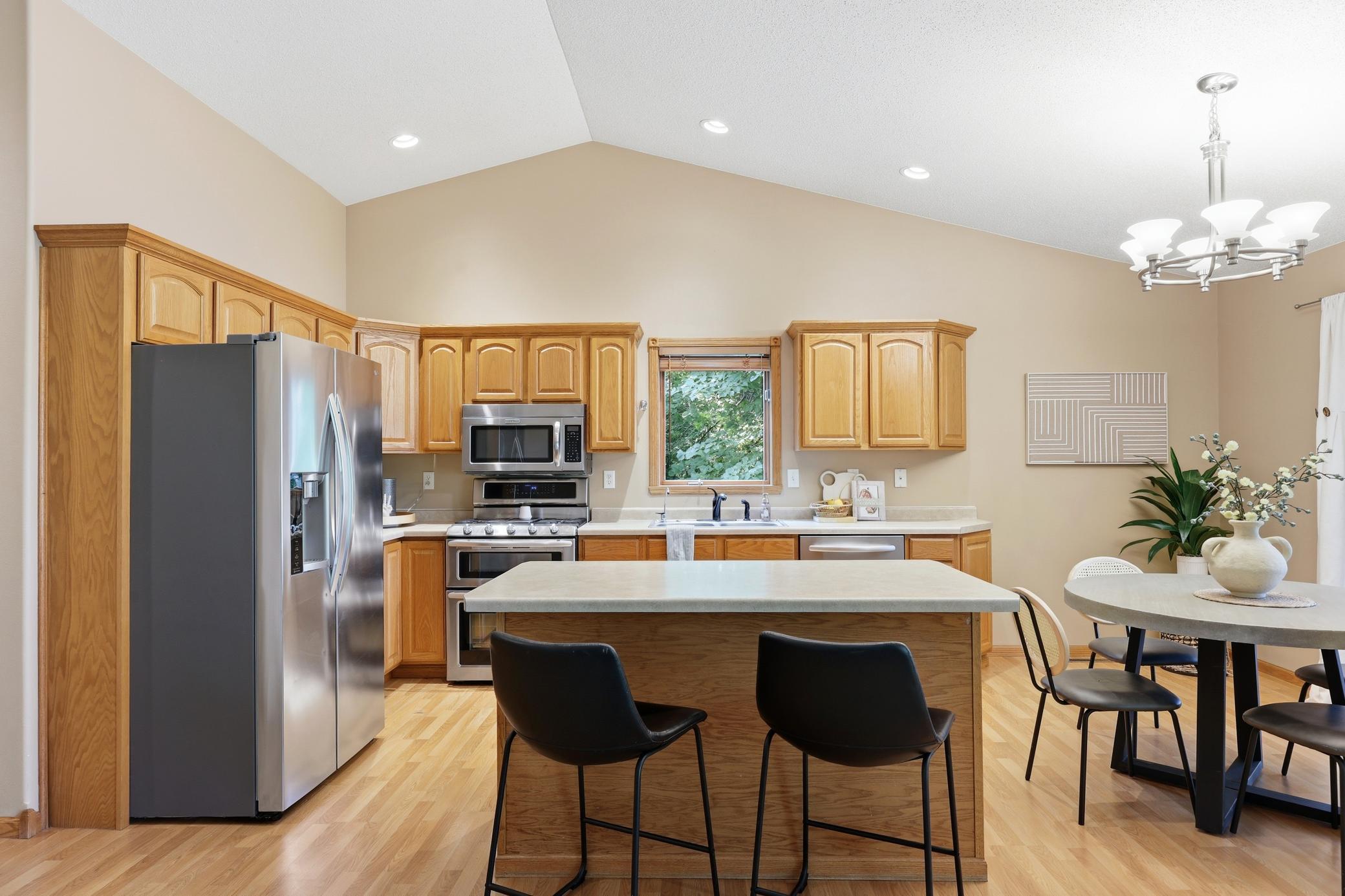 2003 single family home for sale at 13996 County Highway 5 in Lake Park, MN — 4 bed, 3 bath (photo 13 of 60)