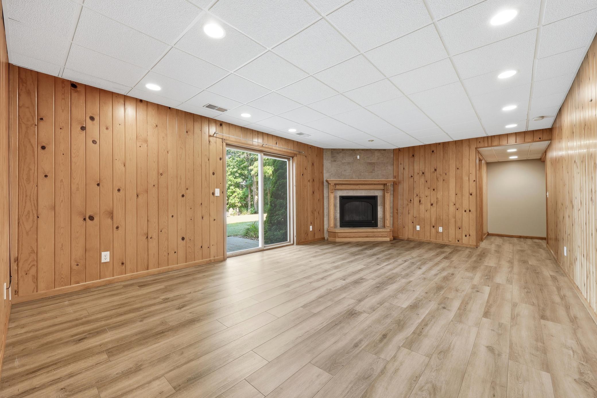 2003 single family home for sale at 13996 County Highway 5 in Lake Park, MN — 4 bed, 3 bath (photo 34 of 60)