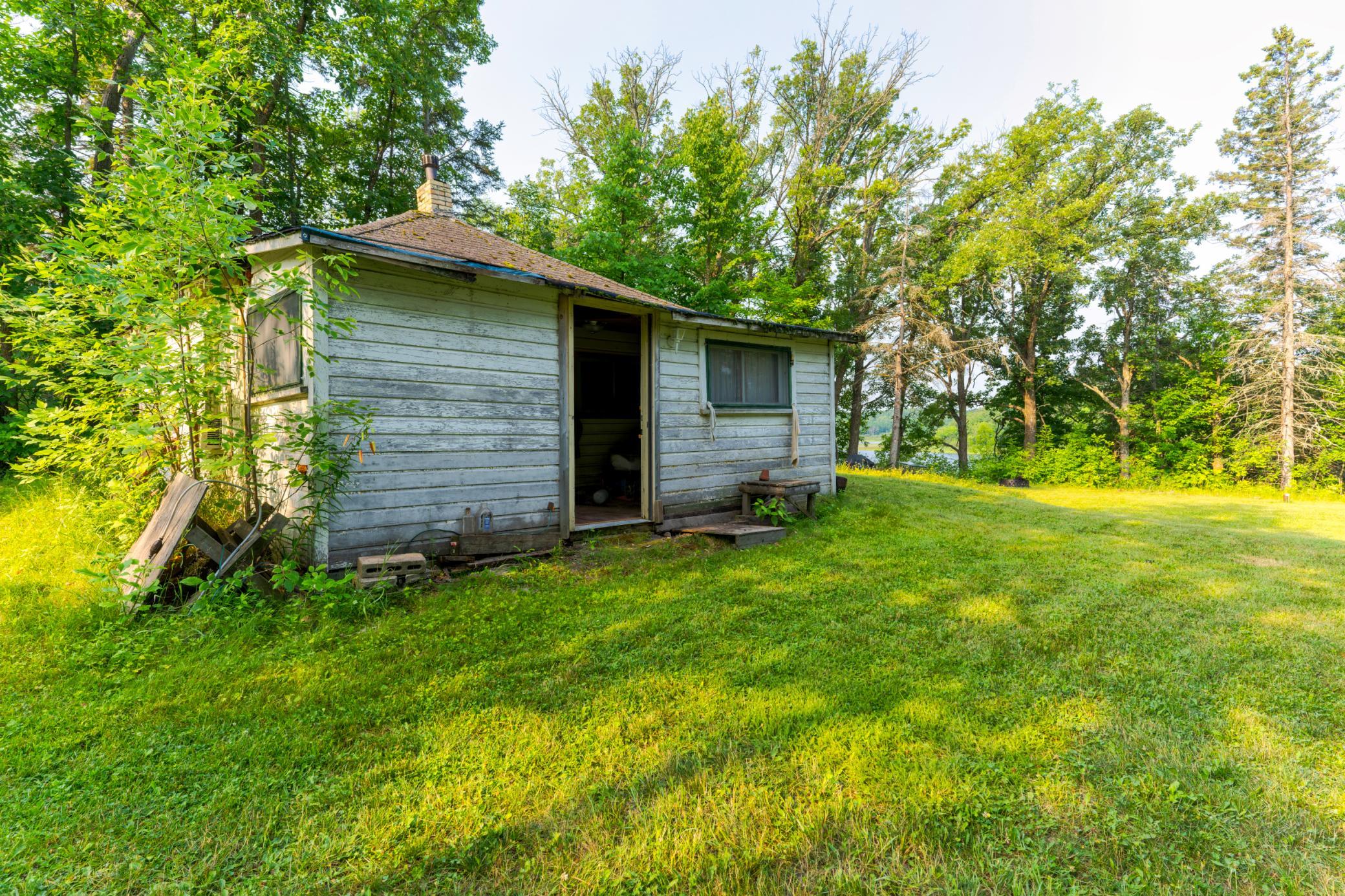 1930 single family home for sale at 18421 Irvine Avenue NW in Bemidji, MN — 1 bed, 0 bath (photo 12 of 24)