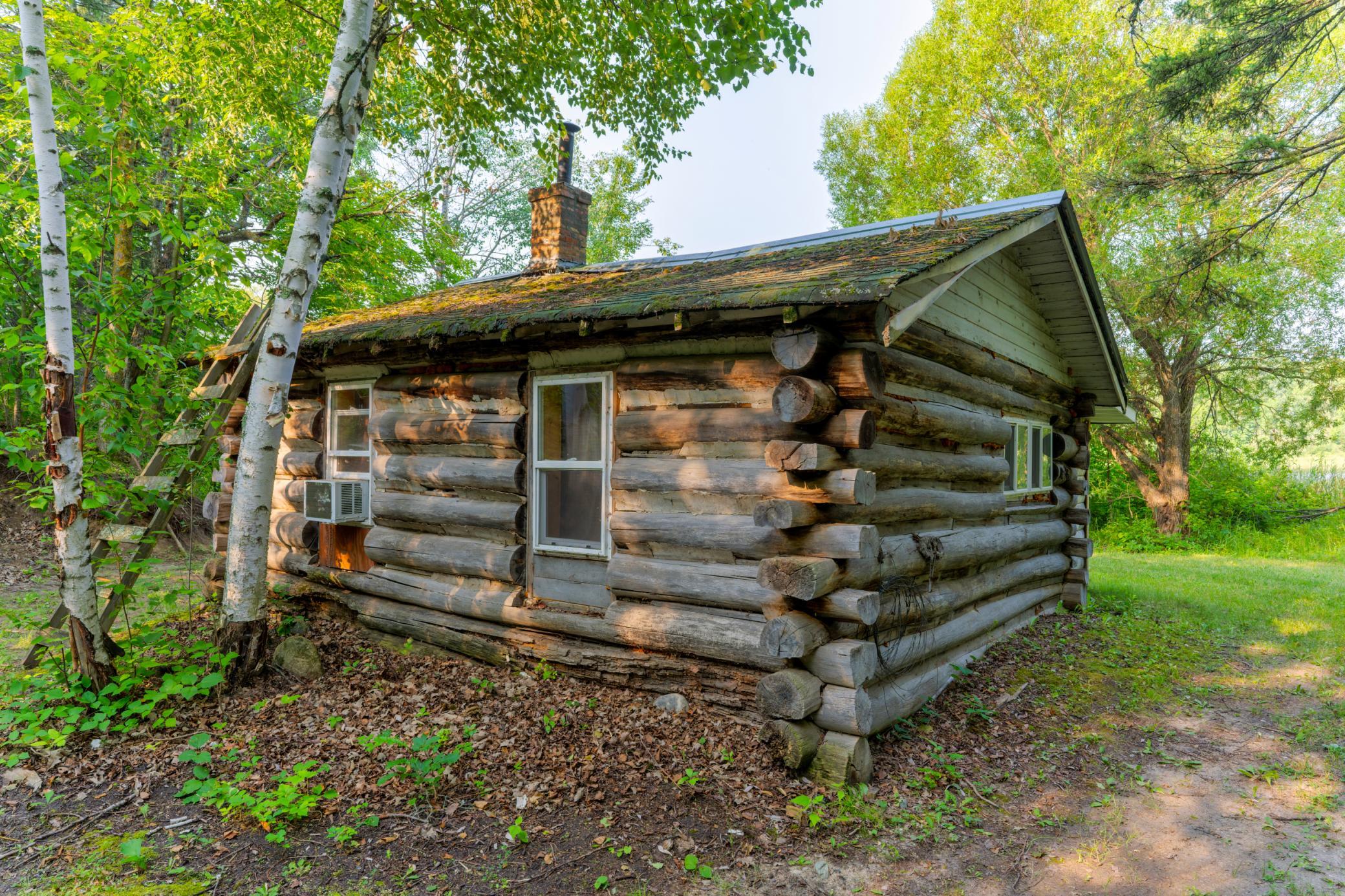1930 single family home for sale at 18421 Irvine Avenue NW in Bemidji, MN — 1 bed, 0 bath (photo 10 of 24)