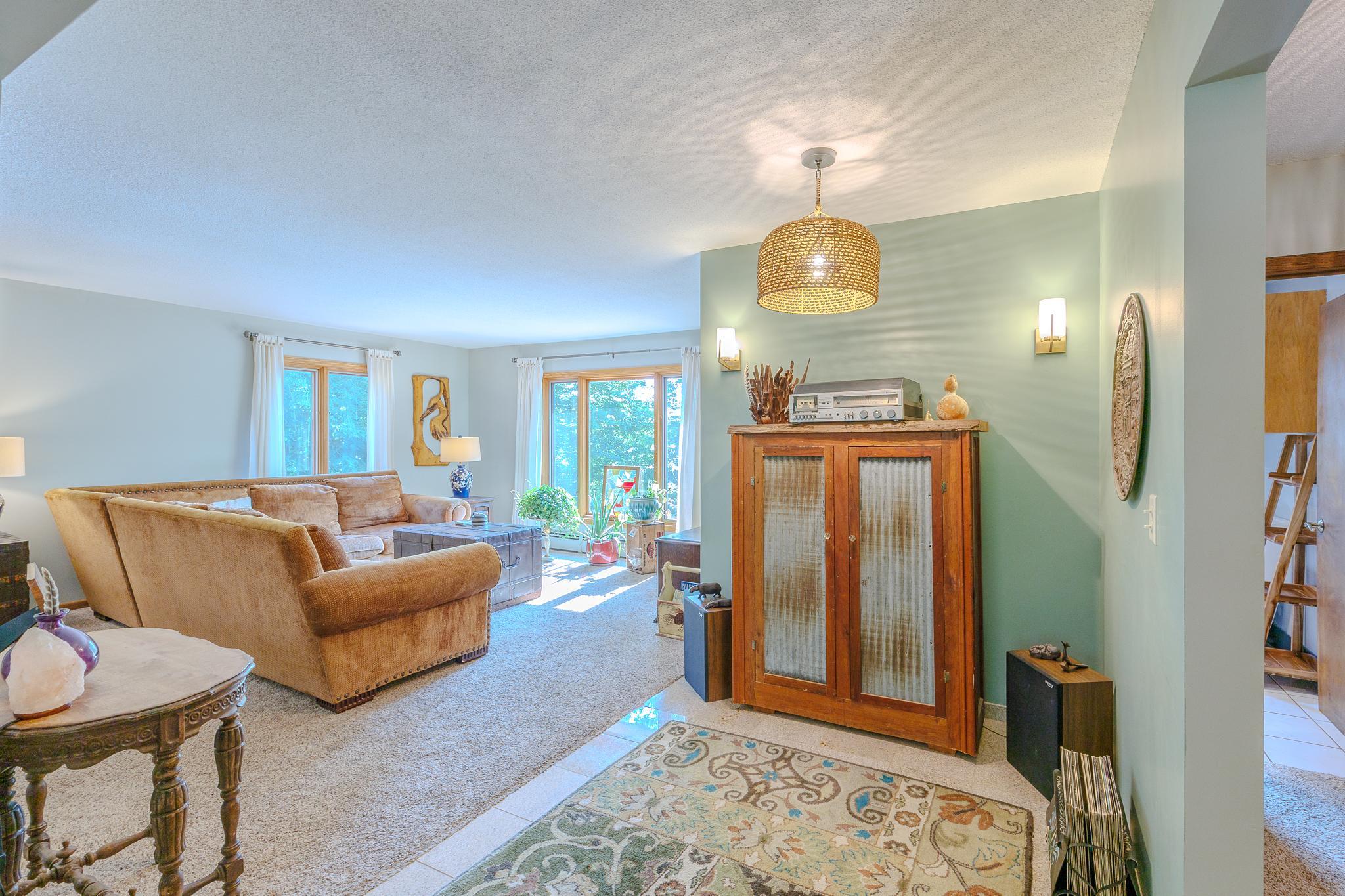 1972 single family home for sale at 1944 Island View Drive NE in Bemidji, MN — 4 bed, 2 bath (photo 12 of 88)