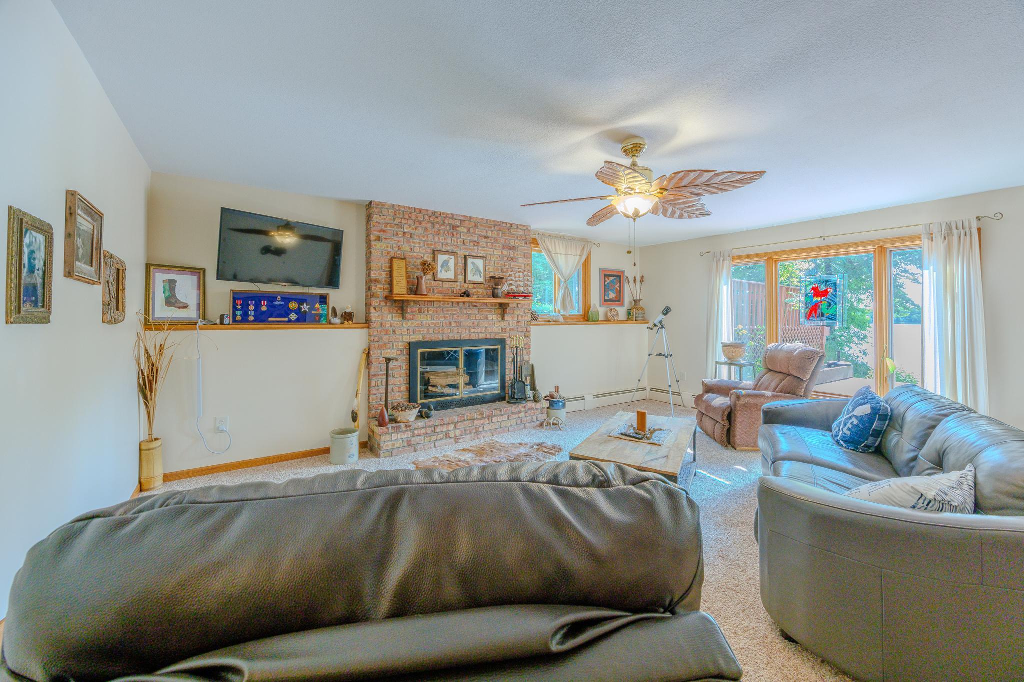 1972 single family home for sale at 1944 Island View Drive NE in Bemidji, MN — 4 bed, 2 bath (photo 24 of 88)