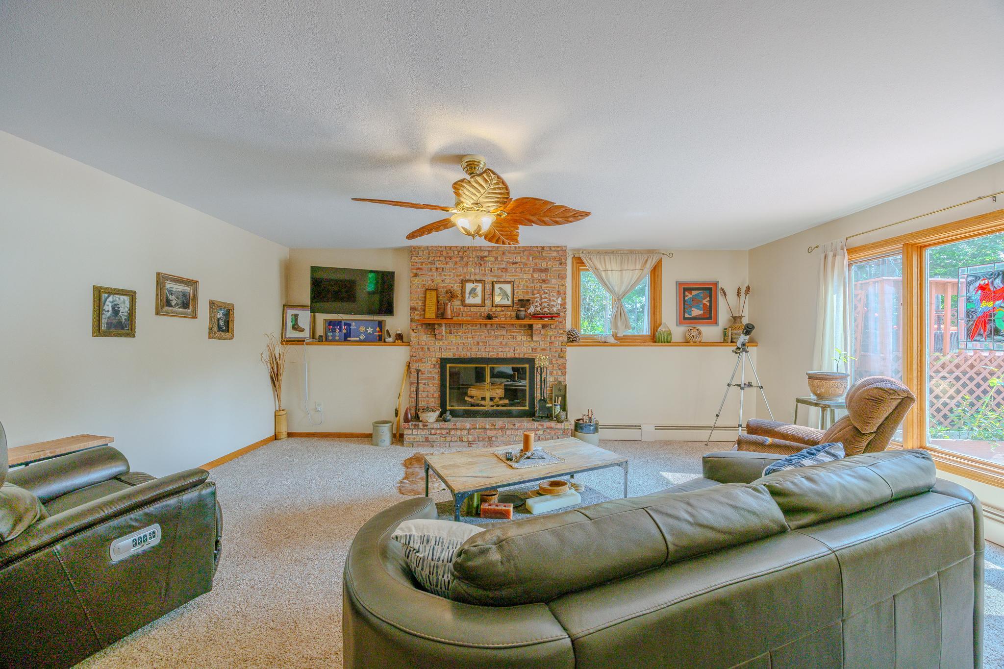 1972 single family home for sale at 1944 Island View Drive NE in Bemidji, MN — 4 bed, 2 bath (photo 25 of 88)
