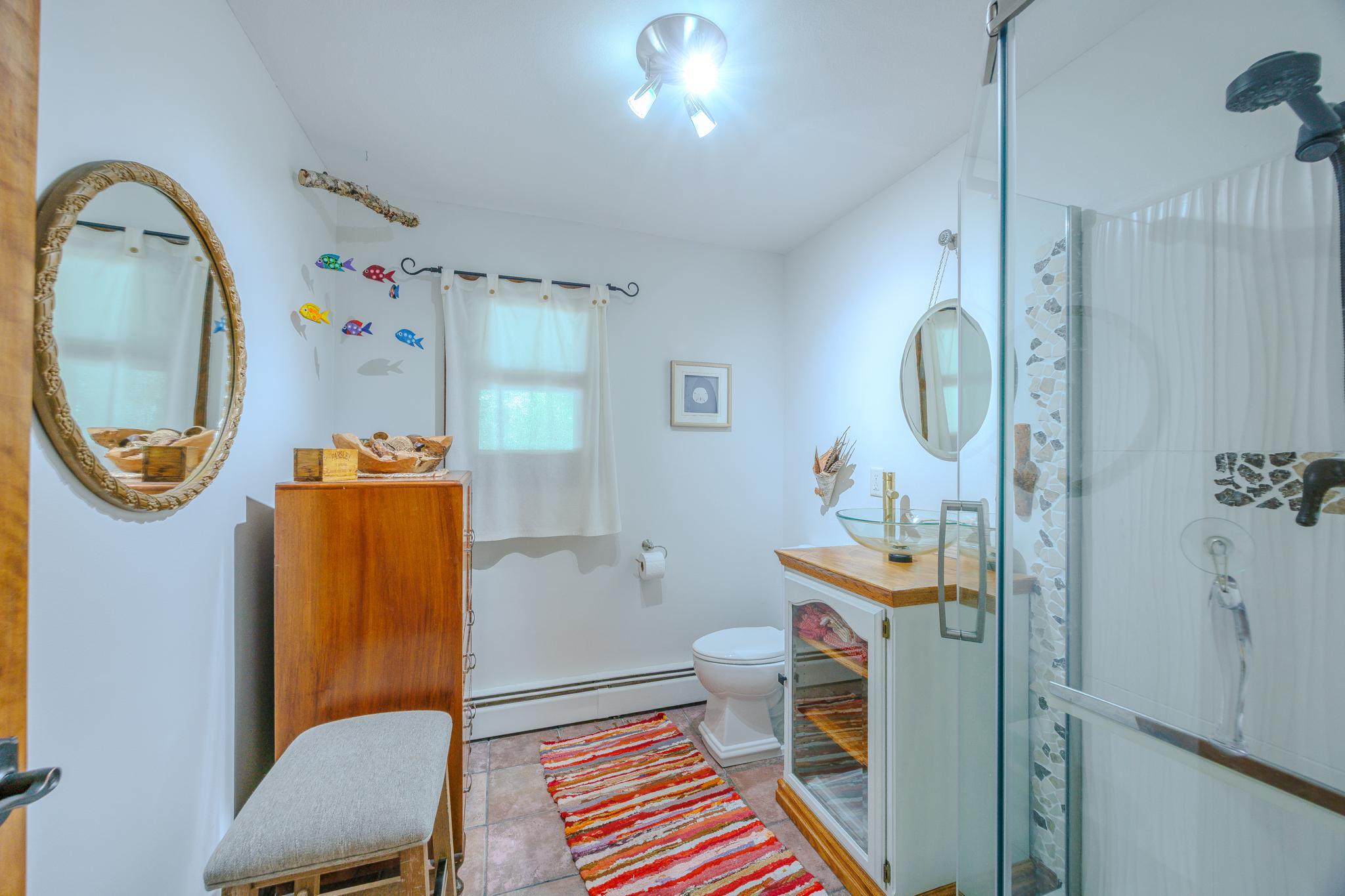 1972 single family home for sale at 1944 Island View Drive NE in Bemidji, MN — 4 bed, 2 bath (photo 33 of 88)