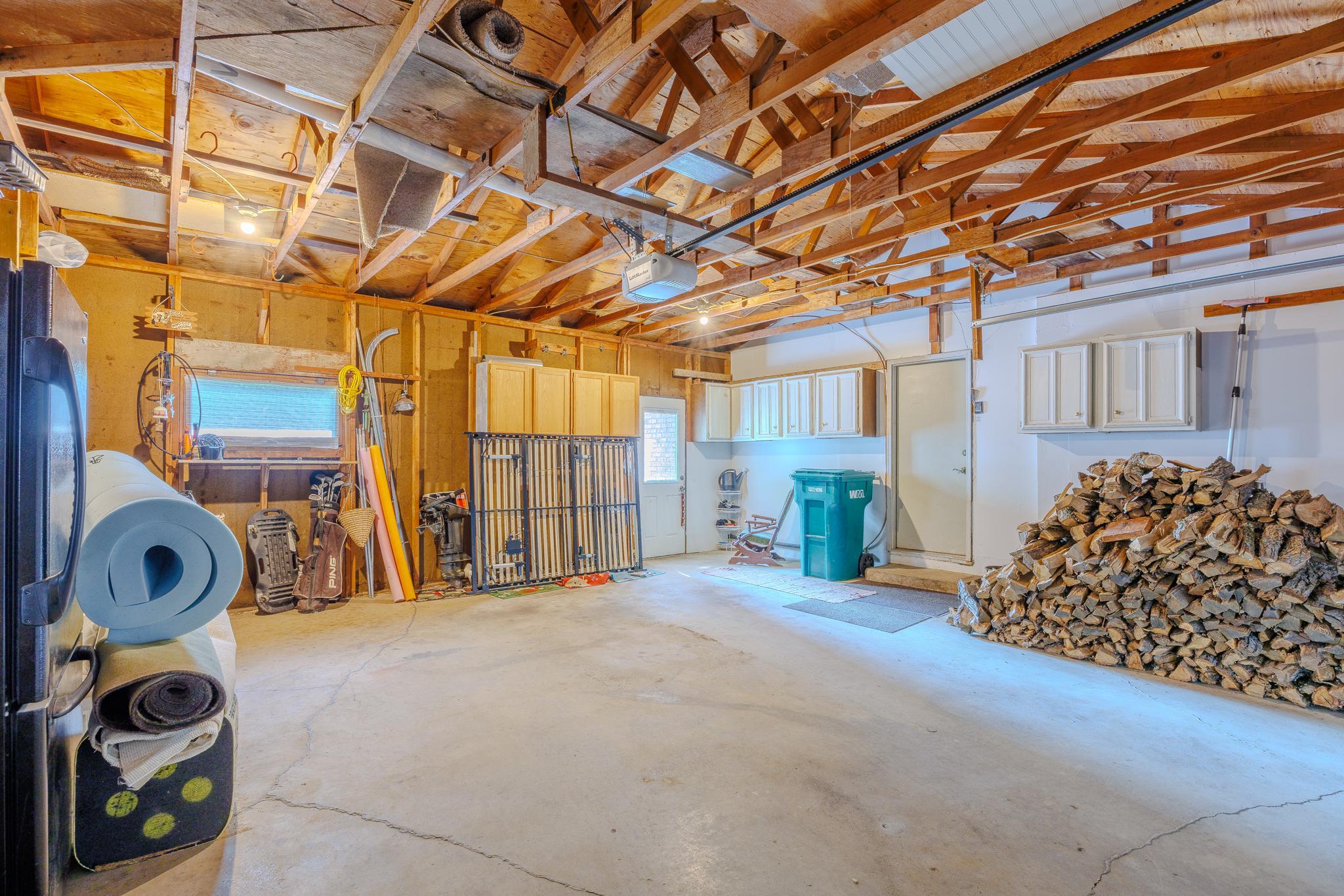 1972 single family home for sale at 1944 Island View Drive NE in Bemidji, MN — 4 bed, 2 bath (photo 40 of 88)