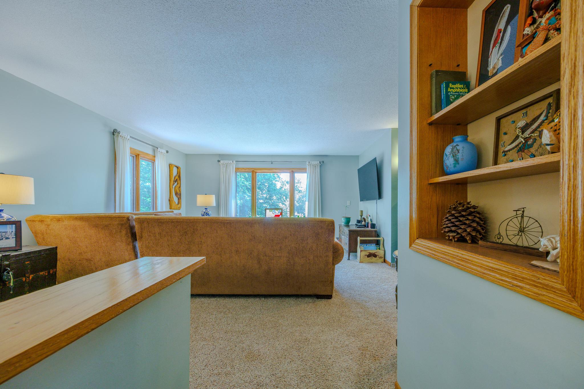1972 single family home for sale at 1944 Island View Drive NE in Bemidji, MN — 4 bed, 2 bath (photo 6 of 88)